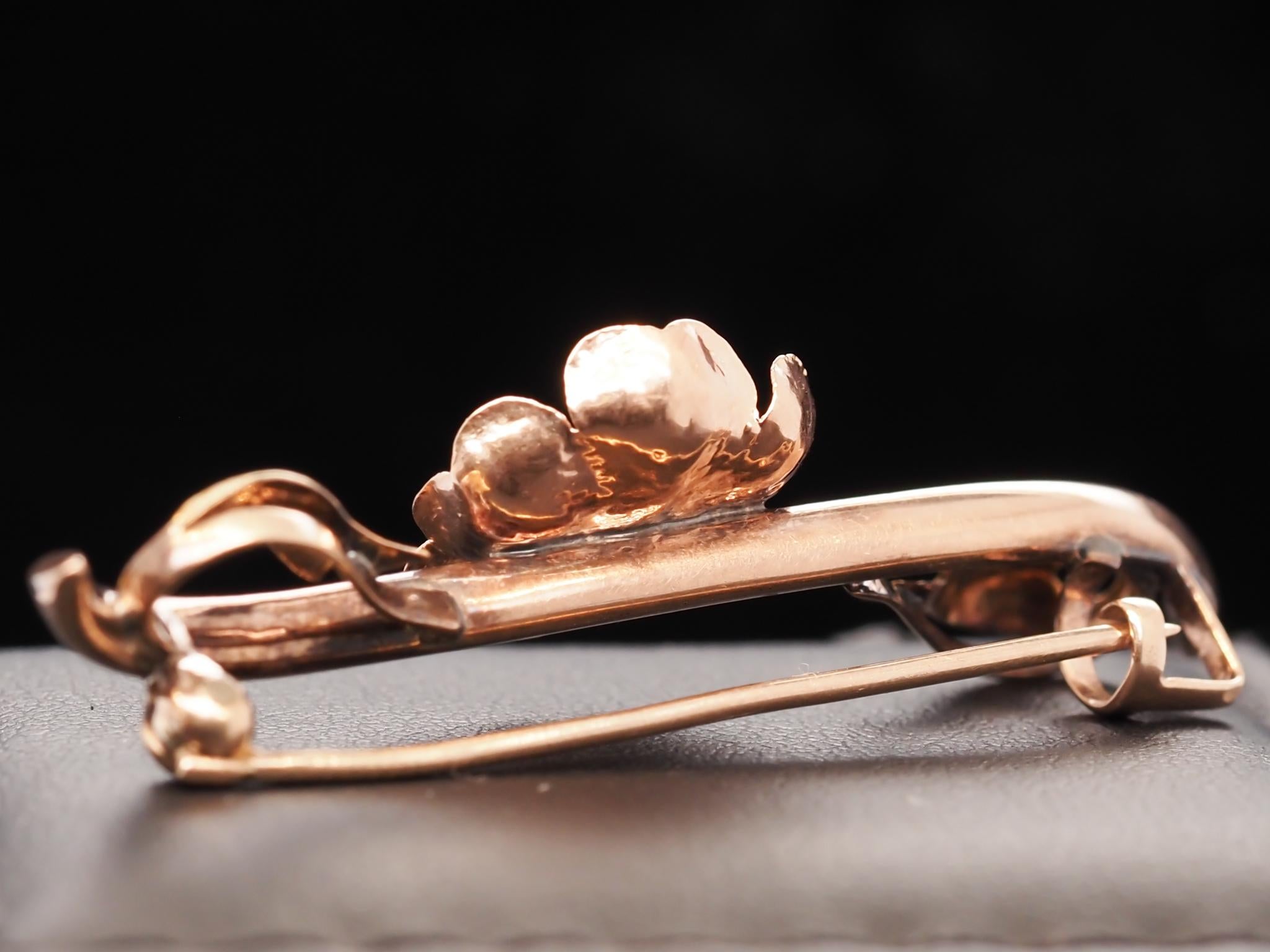 Multi Tone Gold und alte Mine Diamond Floral Brosche Pin (Alteuropäischer Brillantschliff) im Angebot