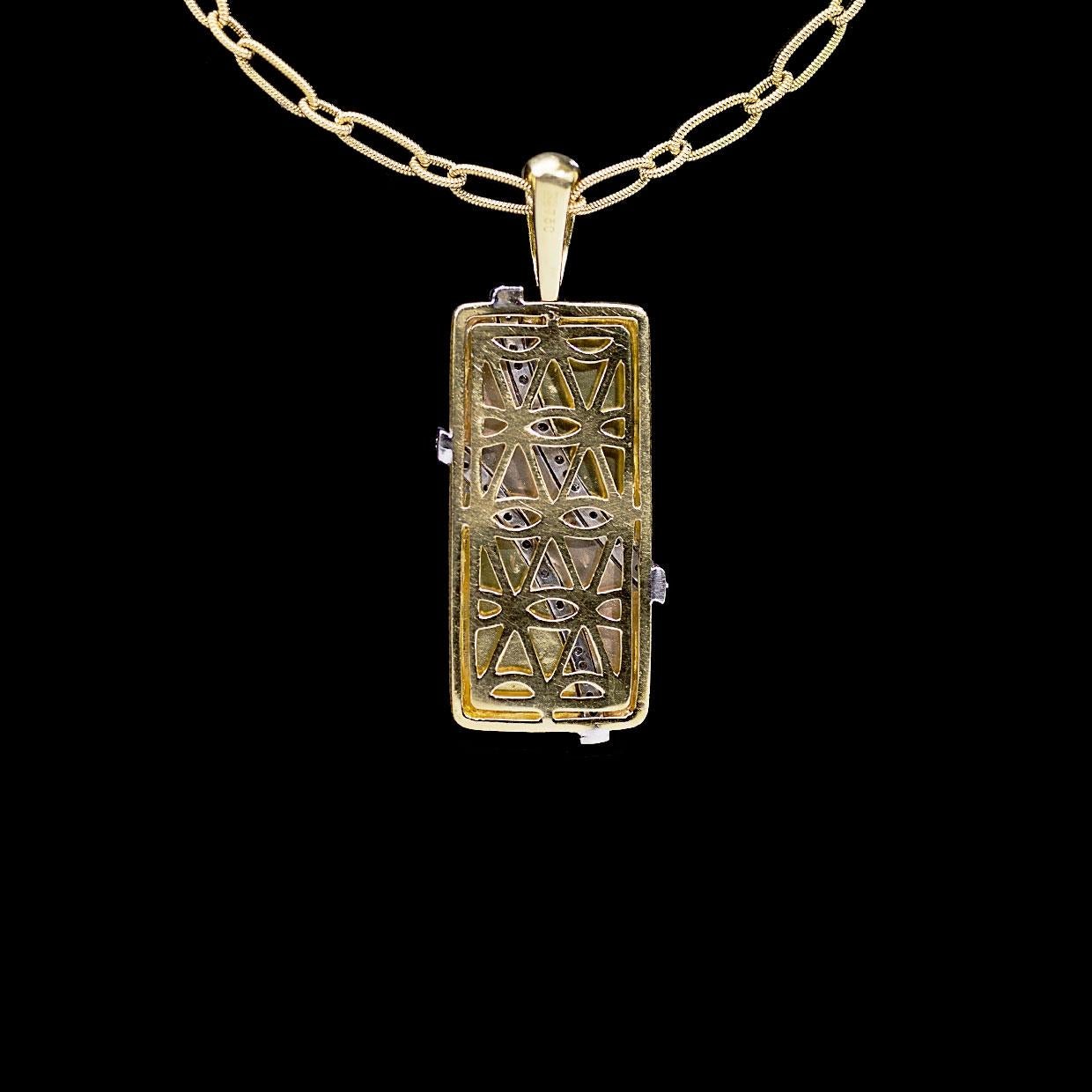 Multi-Tone Tricolor Gold Round Diamond Geometric Pendant Necklace In New Condition In Columbia, MO