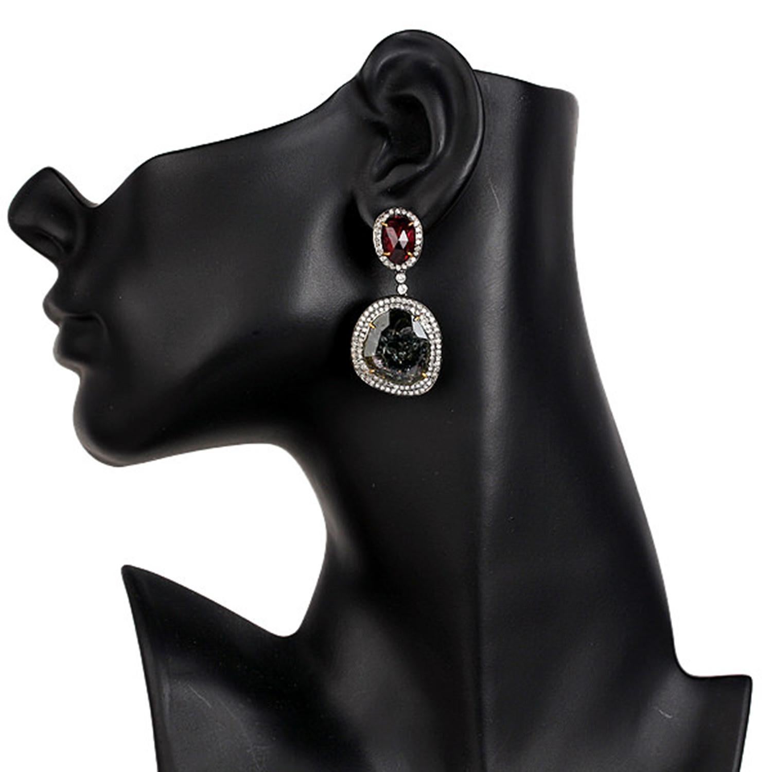 Mehr Turmalin-Ohrringe mit 2 Tieren und Diamanten aus 18 Karat Gold und Silber (Art déco) im Angebot