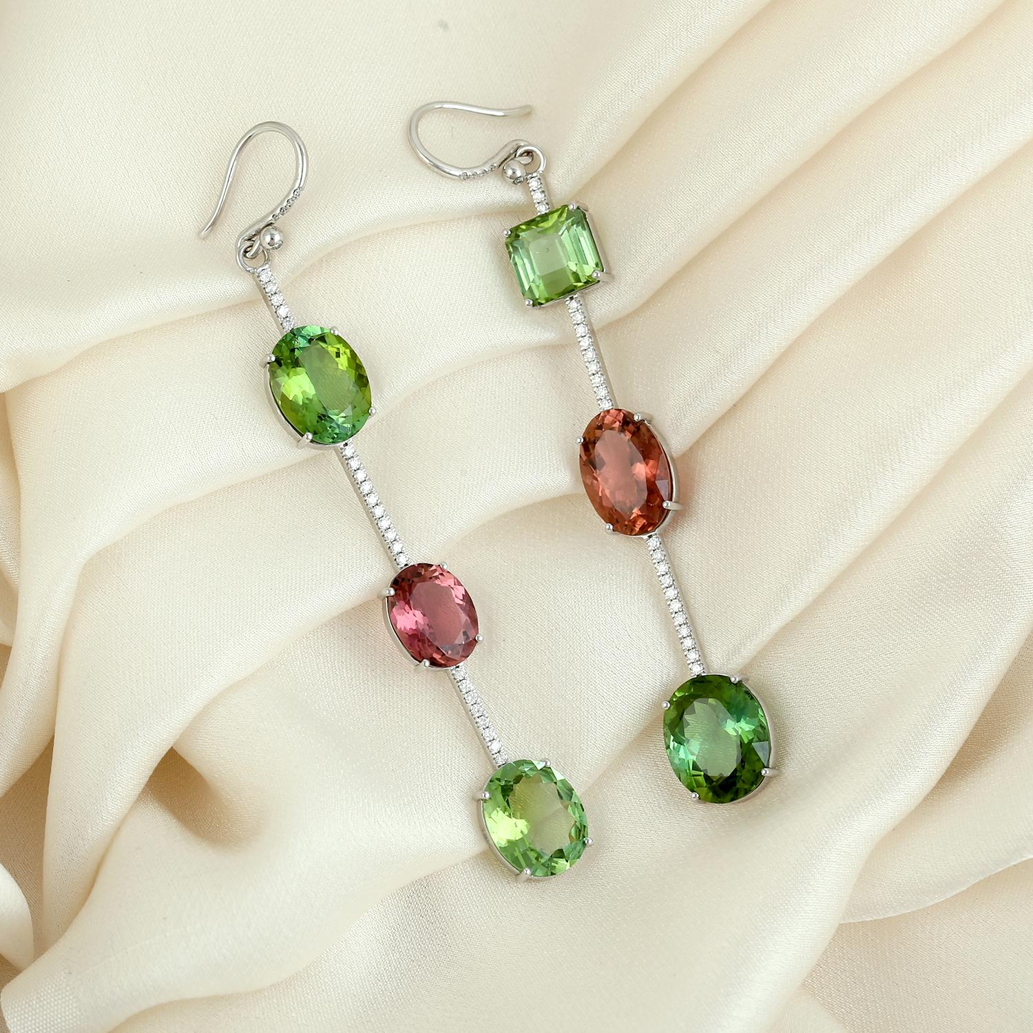 Mint & Pink Tourmaline Dangle Earrings With Diamonds Made In 18k White Gold Art Decó en venta