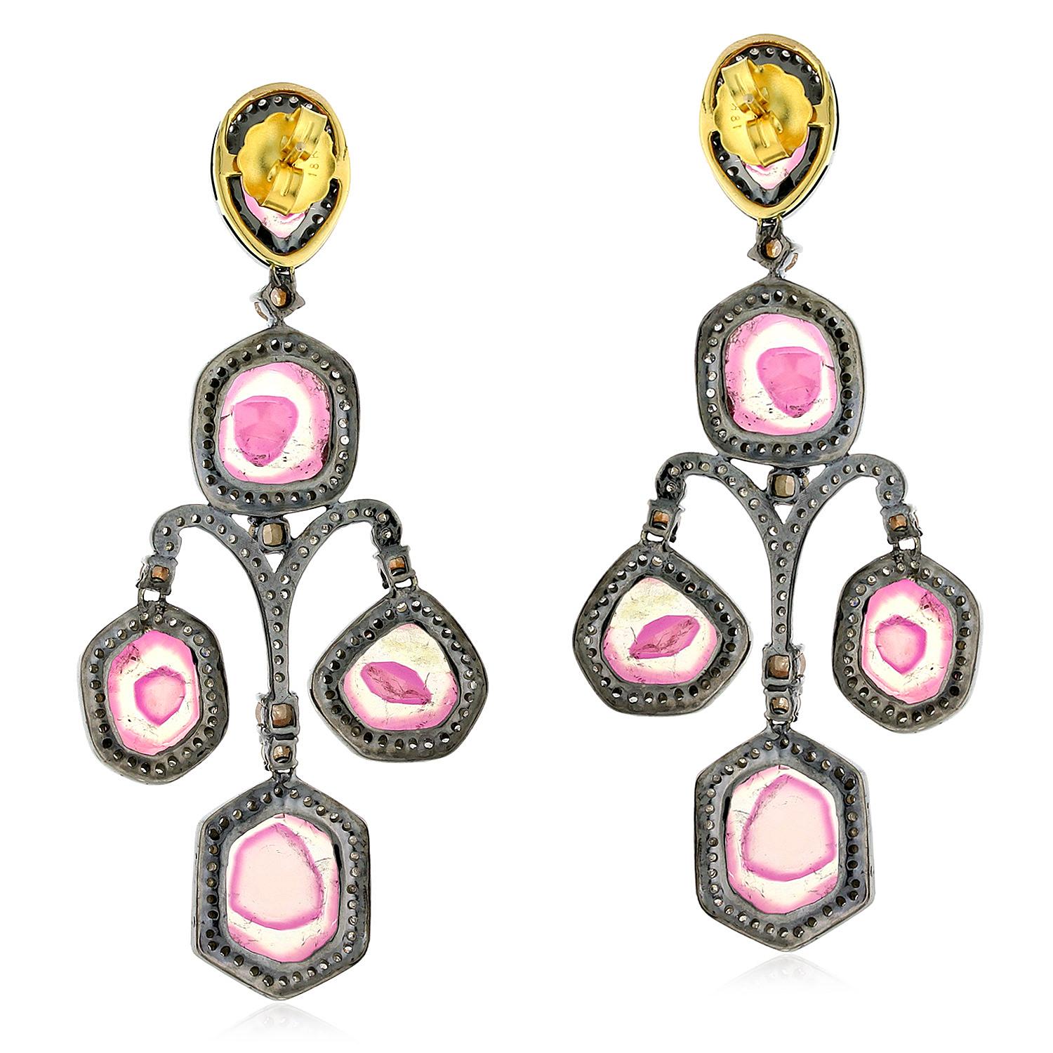 Mehrfarbiger Turmalin-Ohrring mit Schiebe-Diamanten und Pavé-Diamanten aus 18 Karat Gold und Silber (Kunsthandwerker*in) im Angebot