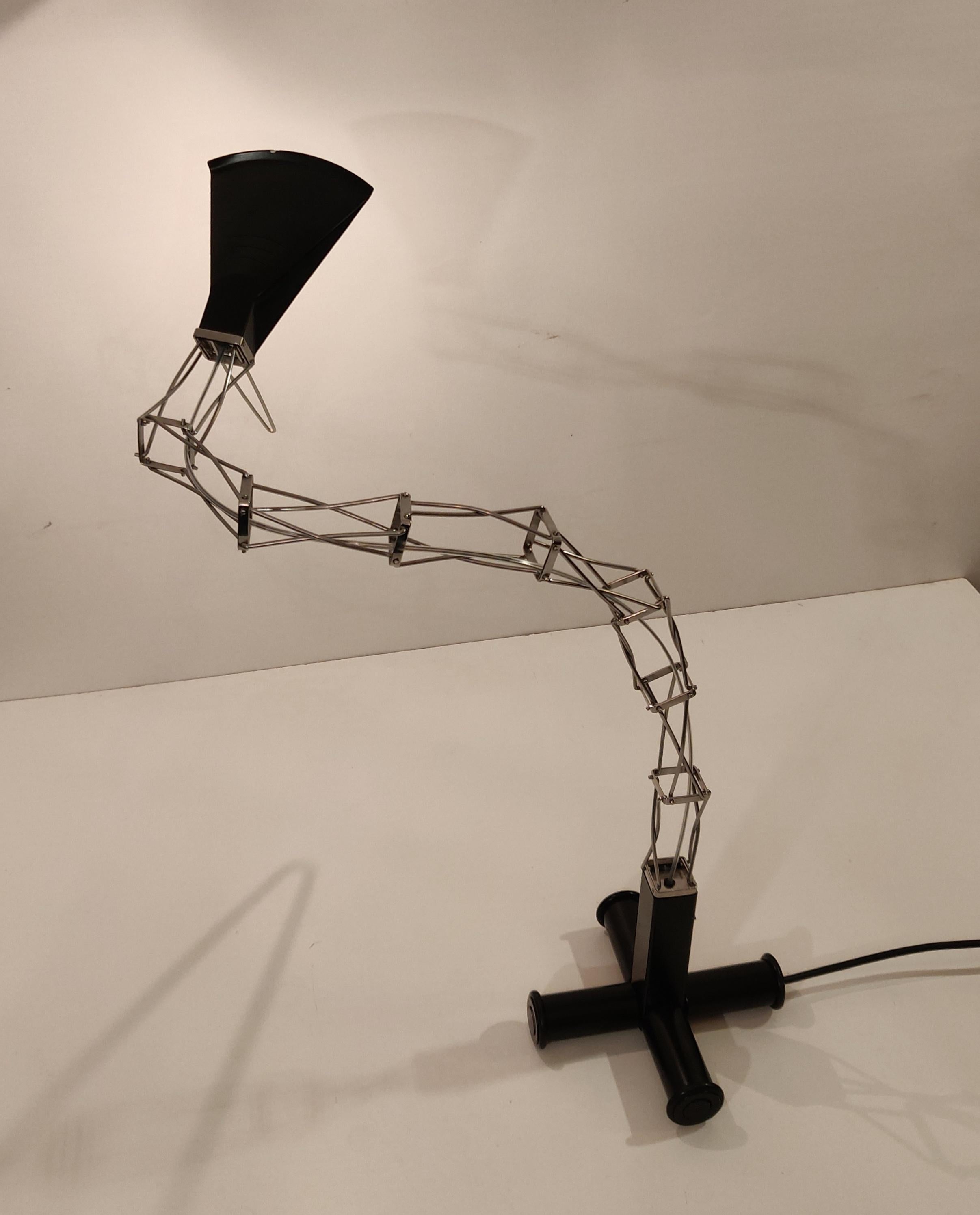 Multi X desk lamp by Yaacov Kaufman for Lumina Italia, 1st edition, 1980s In Good Condition For Sale In MIJDRECHT, NL