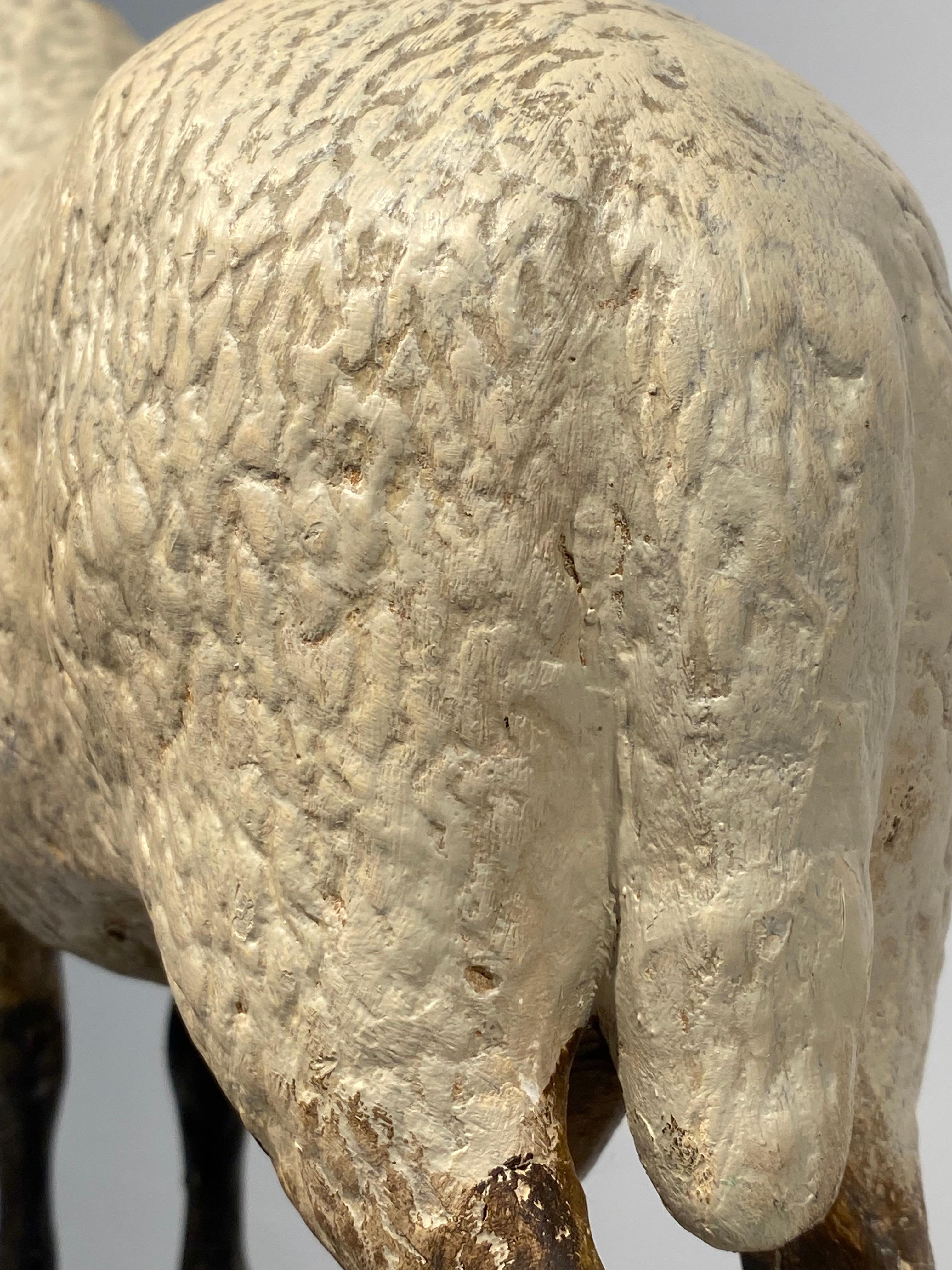 Intonaco Scultura multicolore di un ariete in vendita
