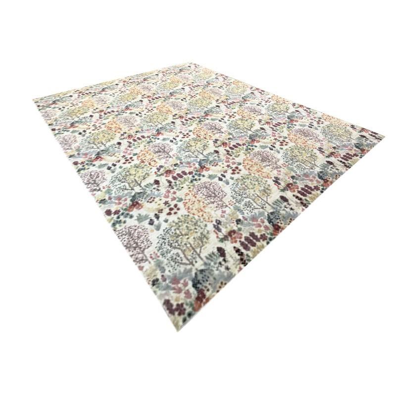 Contemporary rug belonging to the abstract collection. 
- Handmade in silk and wool in the artisan workshops that the Zigler firm has in India.
- Colors are not uniform, so this type of rugs are very functional when decorating with other fabrics.
-