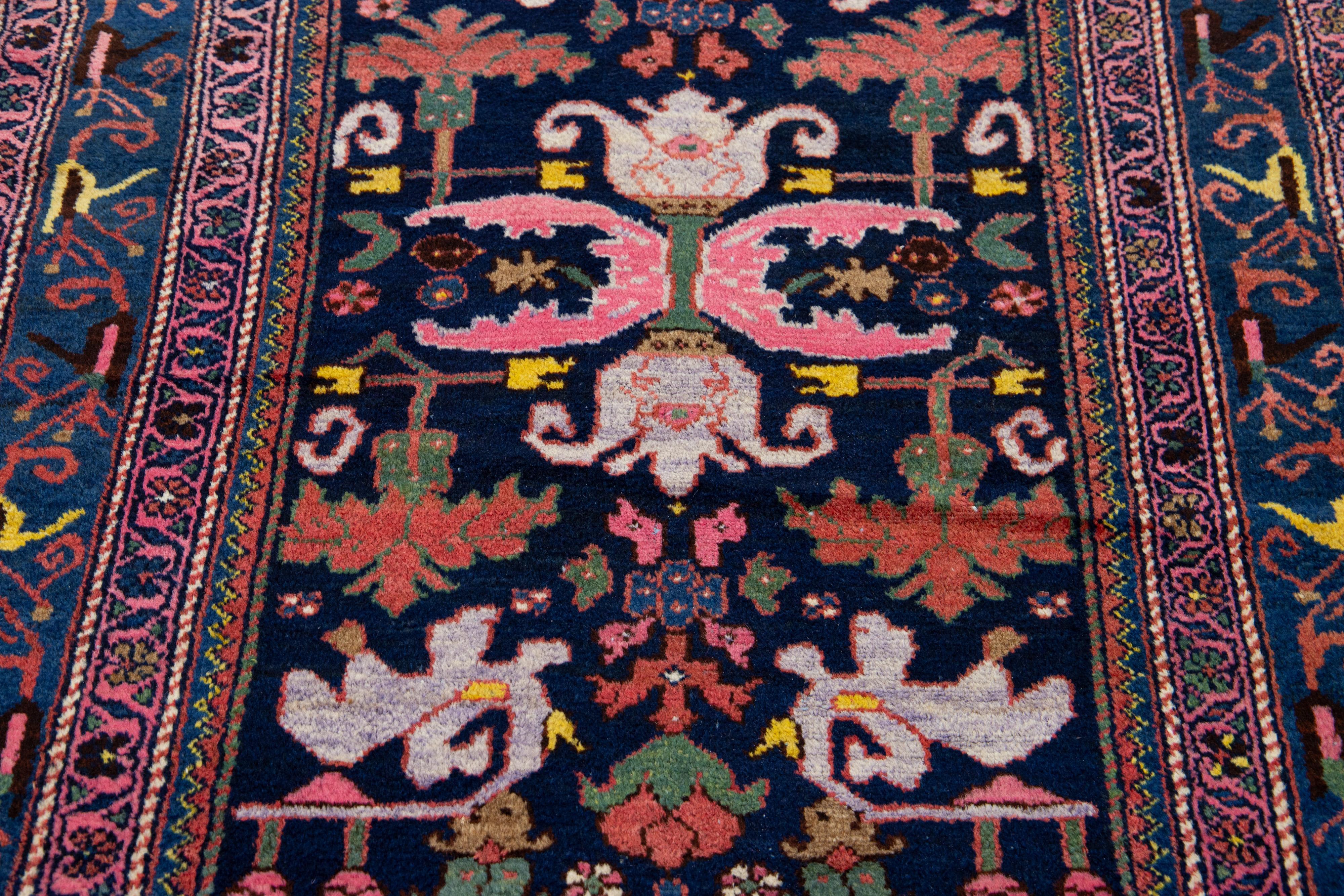 Runner in lana Malayer antico, multicolore, fatto a mano nel 1900 in vendita 3