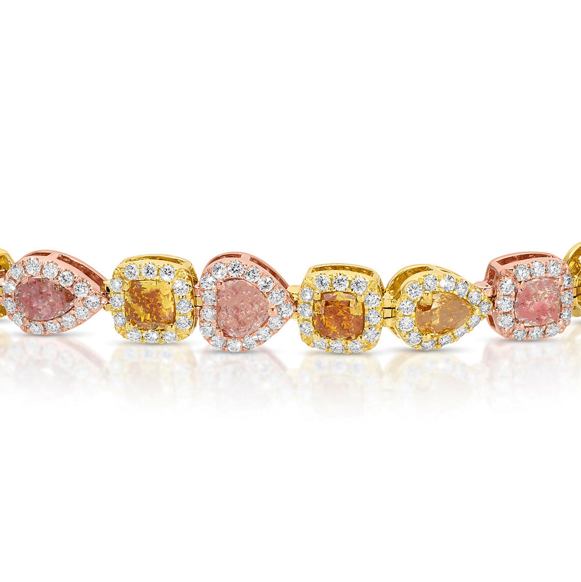 Multicolor Diamond Bracelet 8.2 Carats Total 18K Gold (Zeitgenössisch) im Angebot