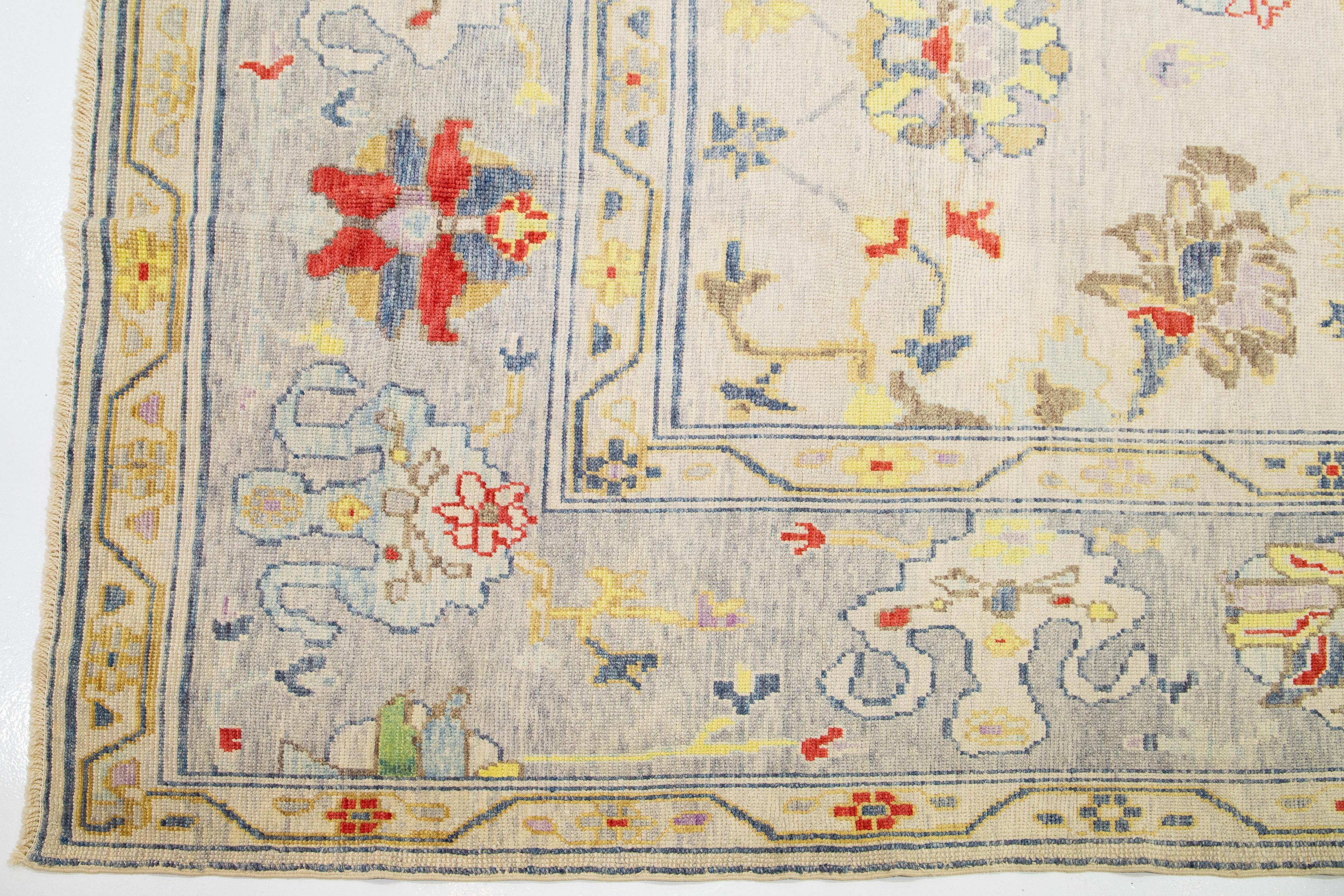 Multicolor Floral Oushak Modern Wool Rug Handmade in Beige For Sale 2