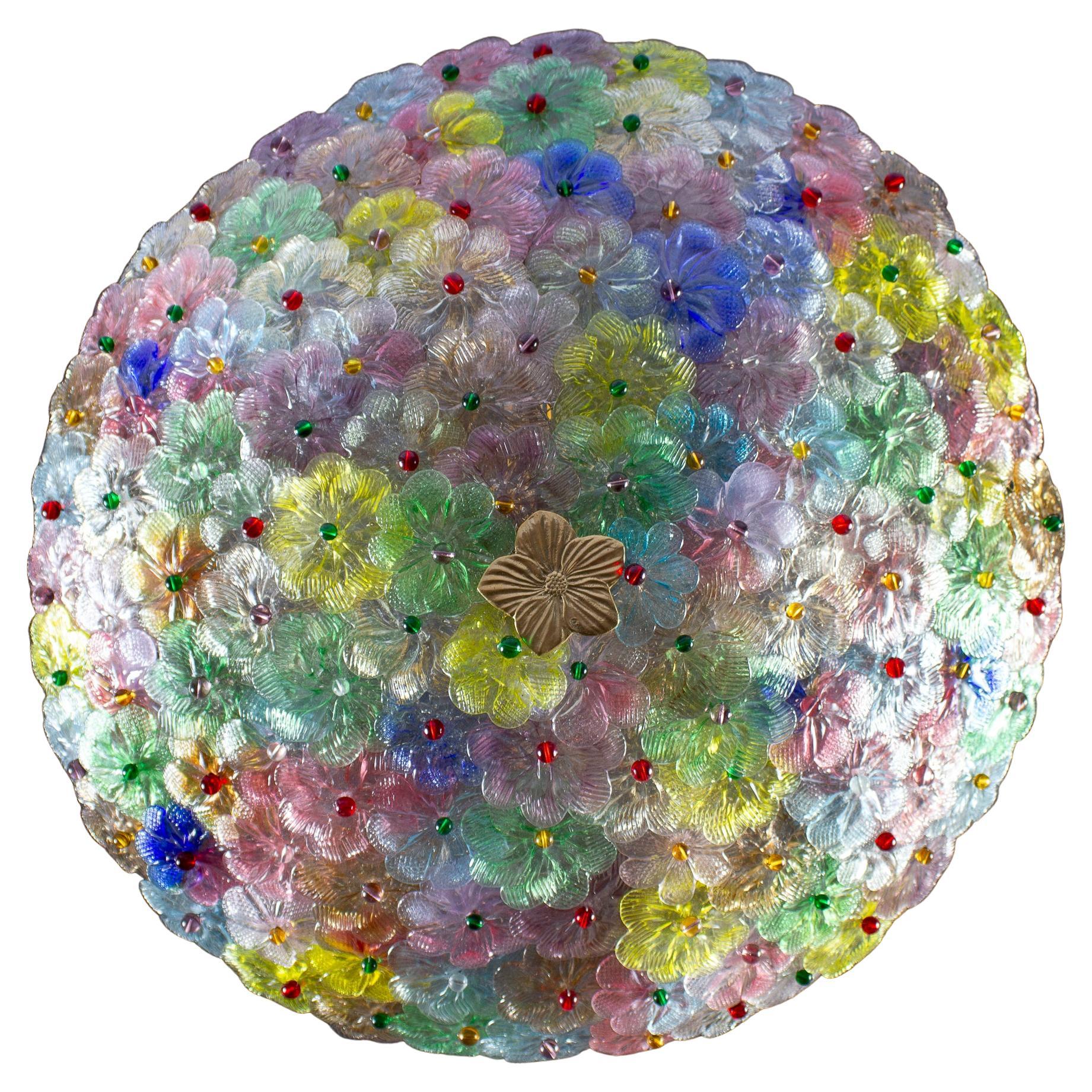 Plafoniera in vetro di Murano con cesto di fiori multicolore