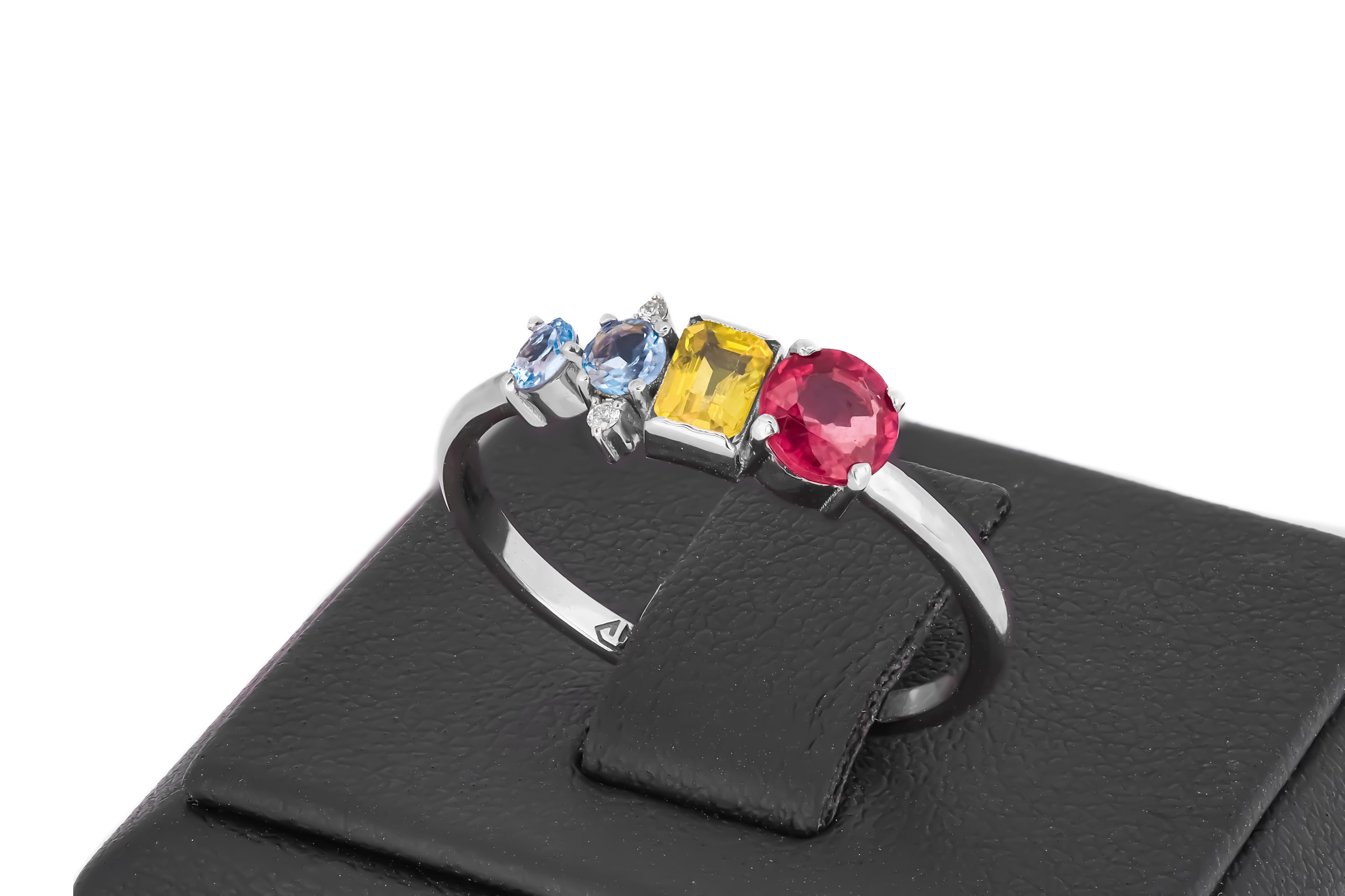 Modern Multicolor gemstone 14k gold ring. For Sale