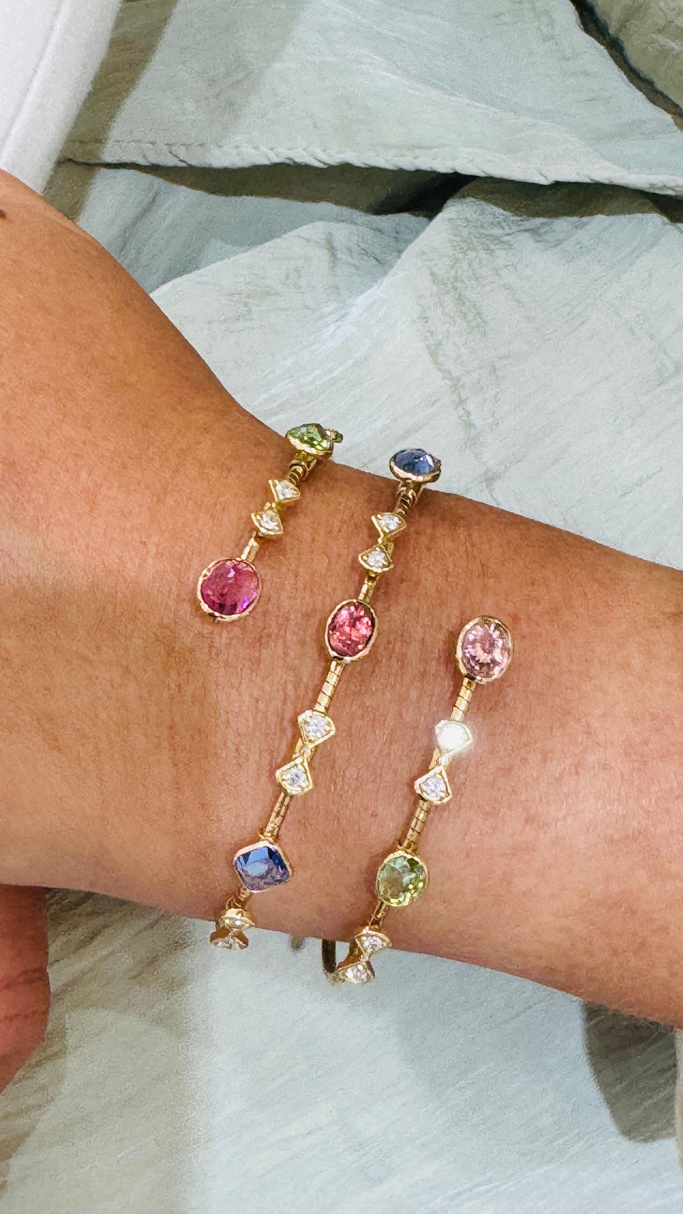 Contemporaneo Bracciale sinfonico a due file con pietre multicolori e diamanti in oro giallo 18 carati in vendita