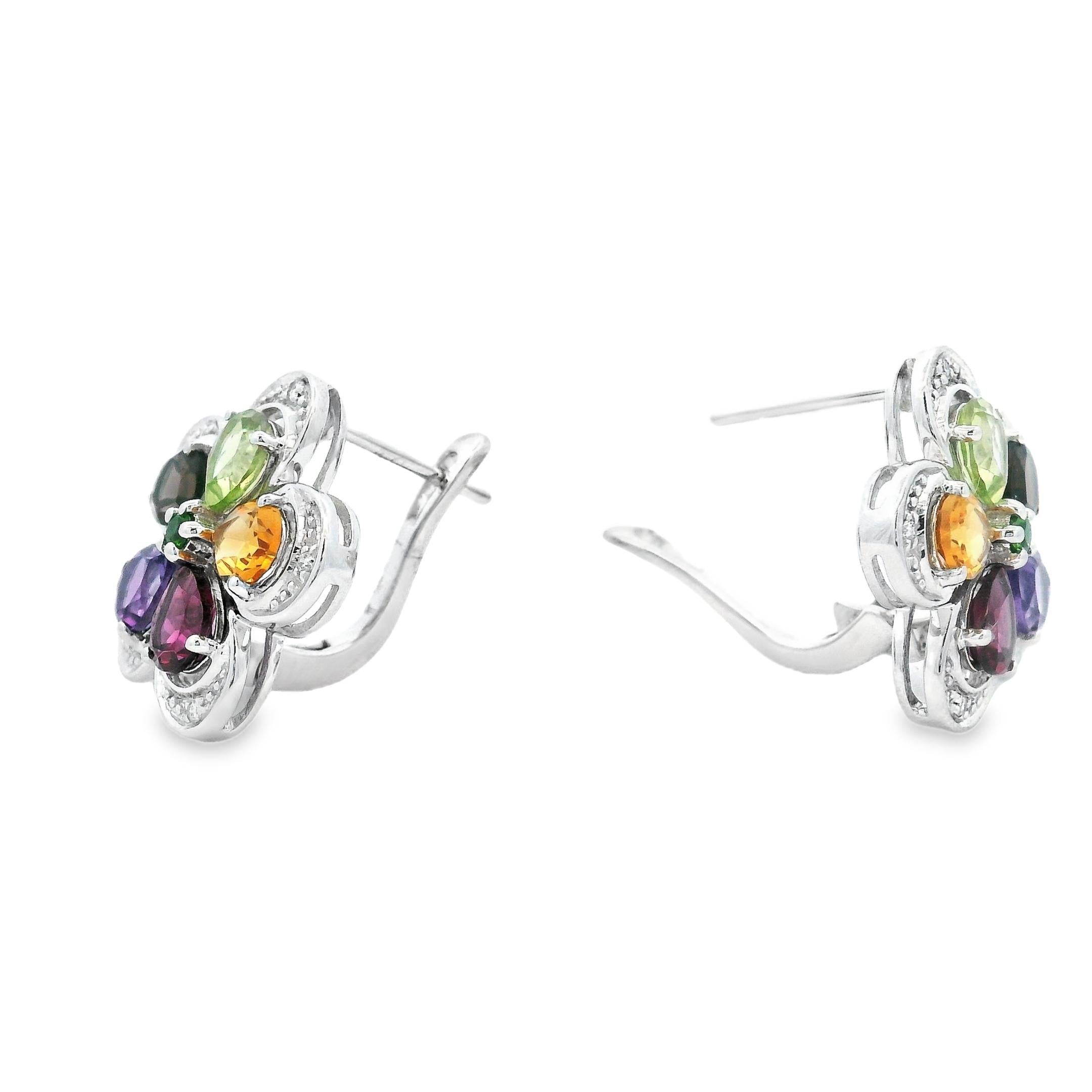 Multicolor Gemstone Flower Earrings in 14K White Gold with Diamond Accents Contemporáneo en venta