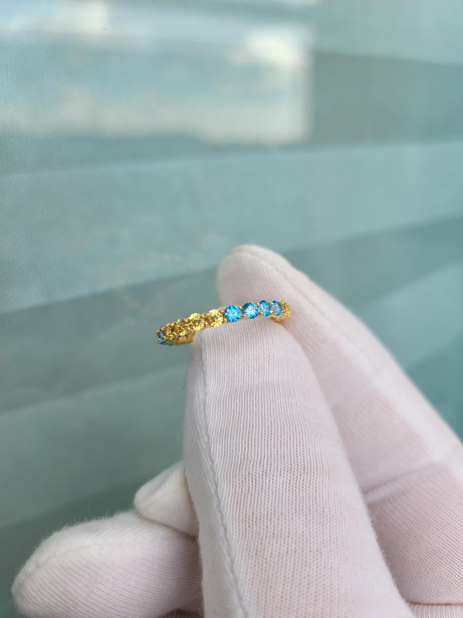 in vendita:  Anello eternità con pietre multicolori in oro 14k 8