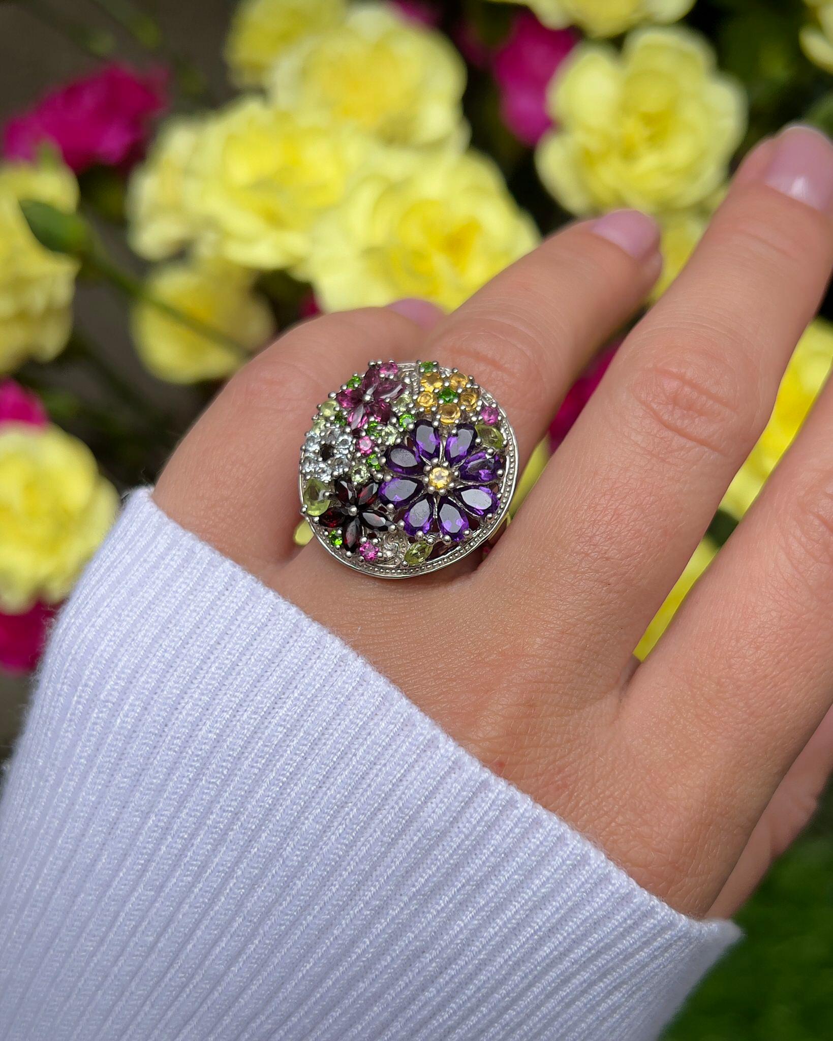 It comes with the Gemological Appraisal by GIA GG/AJP
All gemstones are natural
Gemstones: Amethyst, Peridot, Red Garnet, Rhodolite Garnet, Blue Topaz, Citrine
Metal: Rhodium Plated Sterling Silver
Ring Size: 7* US
*It can be resized complimentary