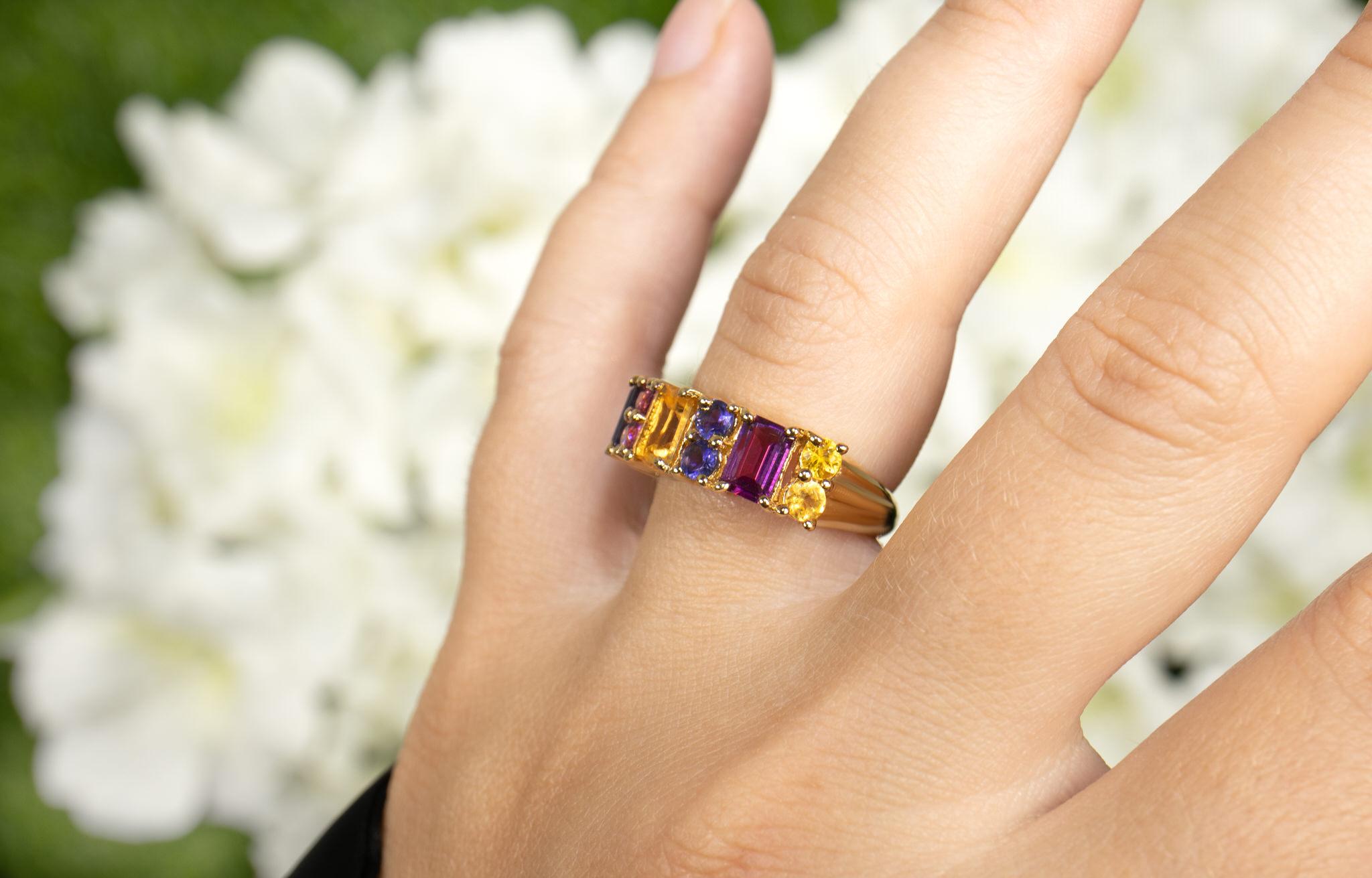 da uomo o donna Anello con pietre multicolori Citrino Rodolite Iolite 2,71 Carati Placcato oro 14K in vendita