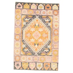 Mehrfarbiger handgewebter türkischer Oushak-Teppich aus Wolle 2'4" x 3'7"