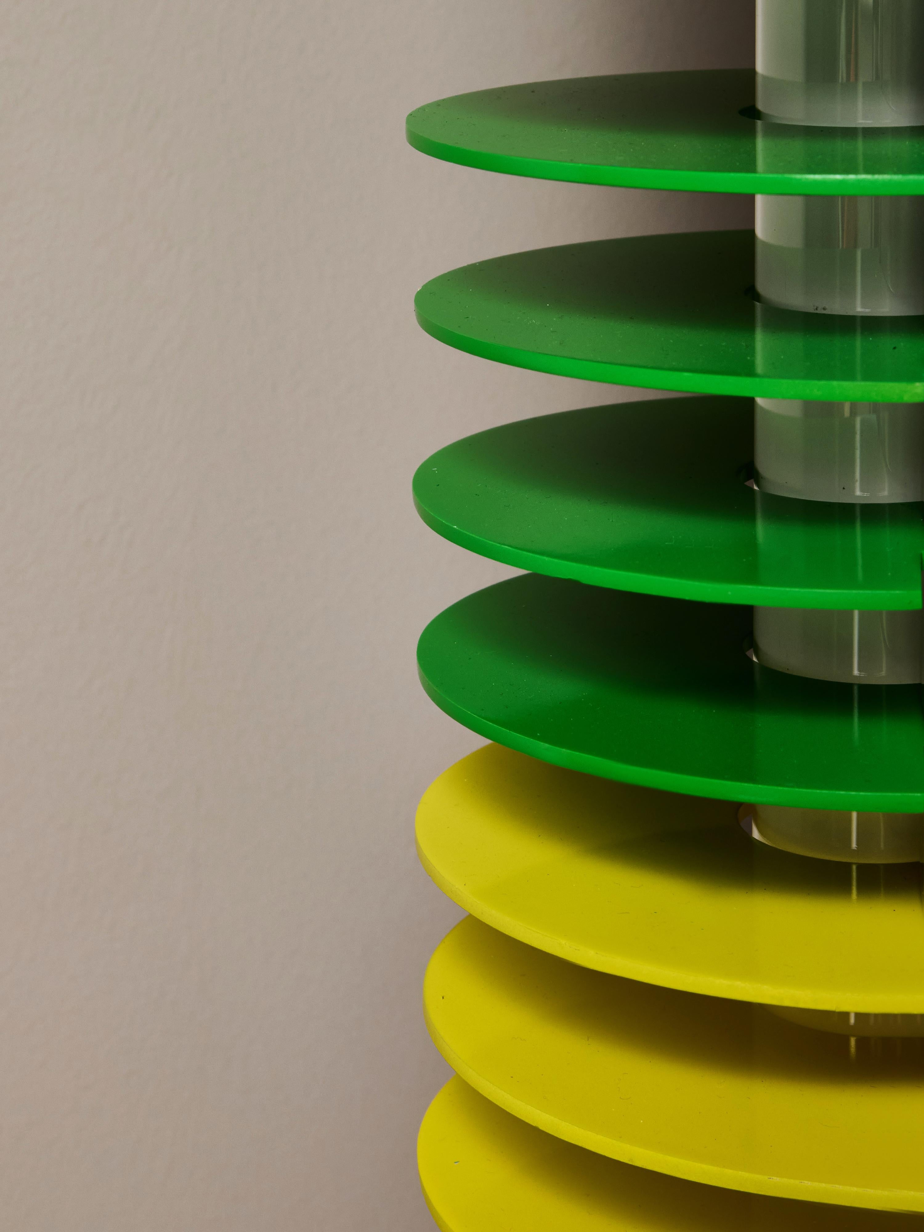 Lámpara de pie multicolor 