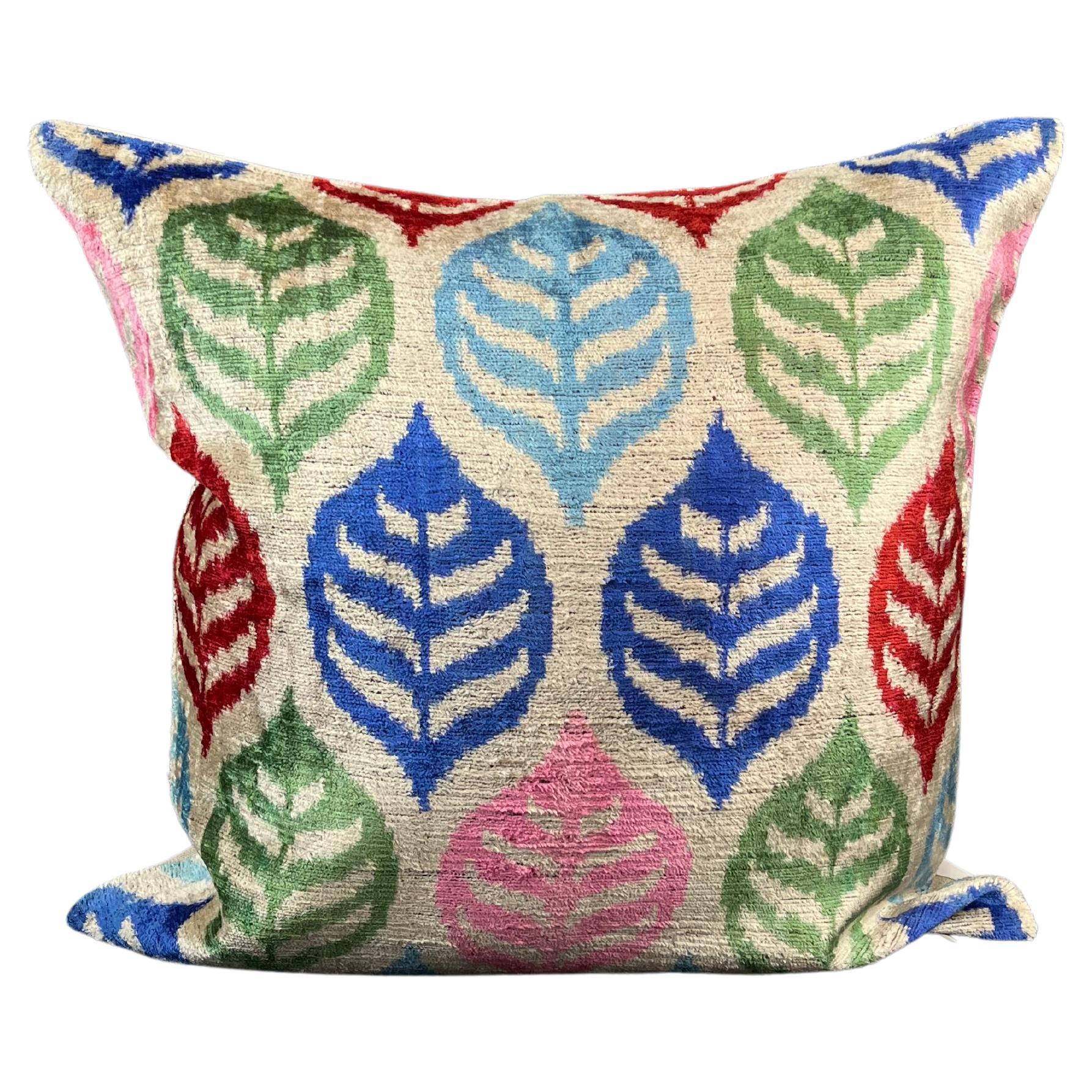Multicolor Leaf Pattern Velvet Silk Ikat Pillow Cover For Sale