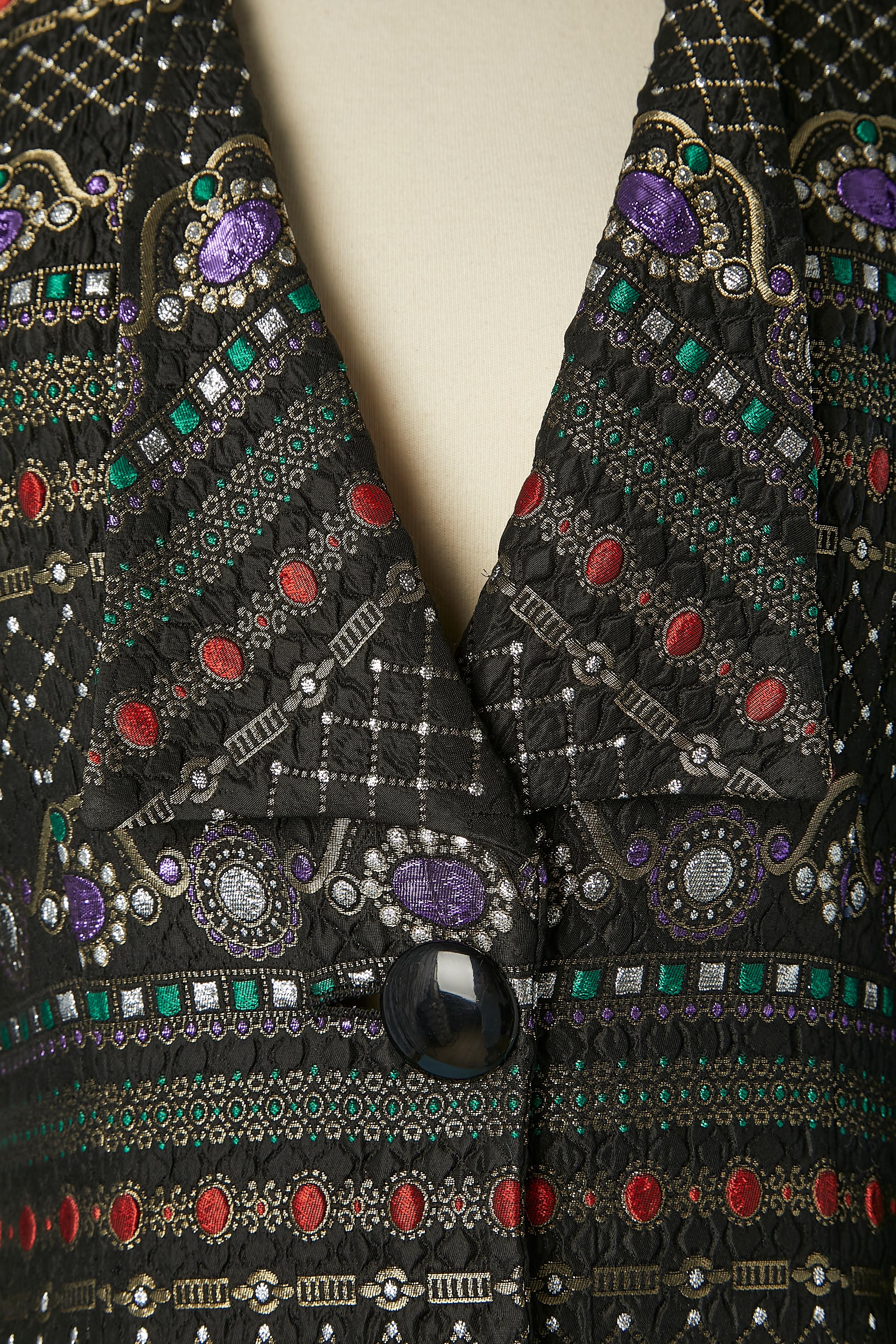 Multicolor lurex brocade single breasted evening jacket. Rayon lining. Shoulder pads. 
SIZE 40 (Fr) 10 (Us) 
