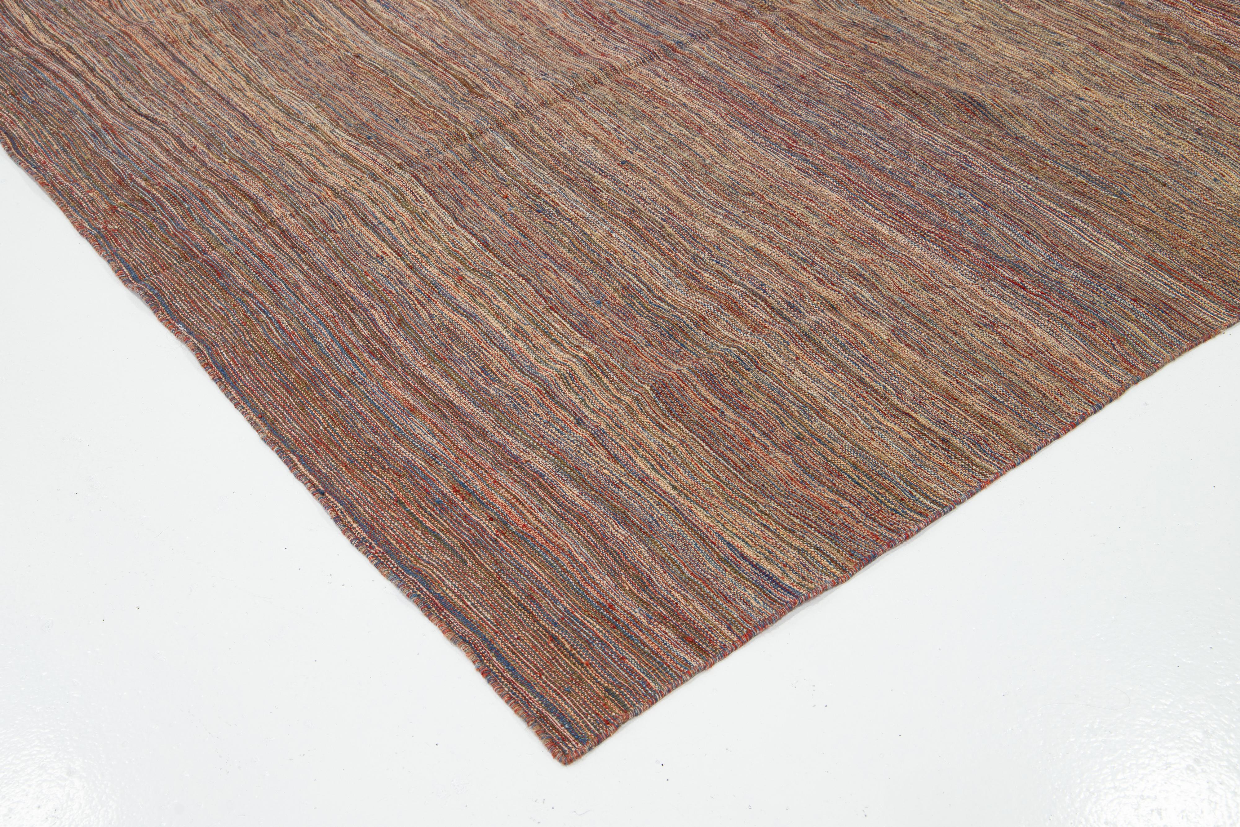 Mehrfarbiger moderner Flachgewebe-Wollteppich aus Kelim, handgefertigt mit gestärktem Design im Angebot 4