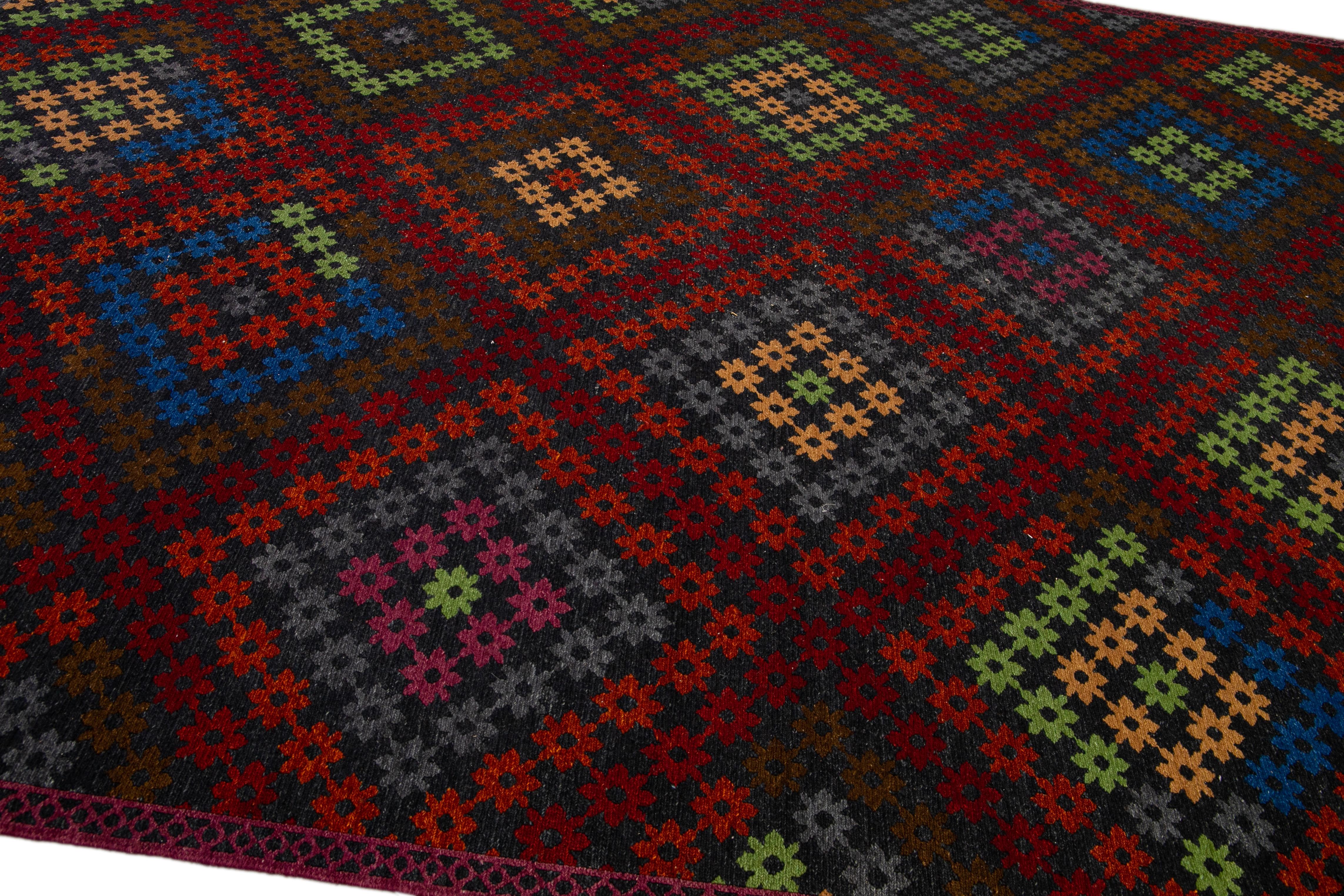 Multicolor Modern Soumak Handmade Geometric Designed Wool Rug In New Condition For Sale In Norwalk, CT