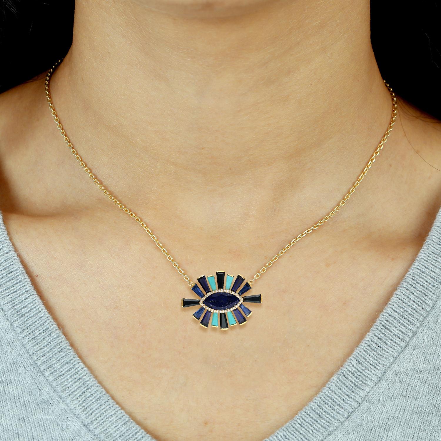 18KT: 5,990g,
D: 0,20ct, 
Ioli: 1,40ct,
Kyan:1,60ct,
Lapi: 2,70ct,
Girare