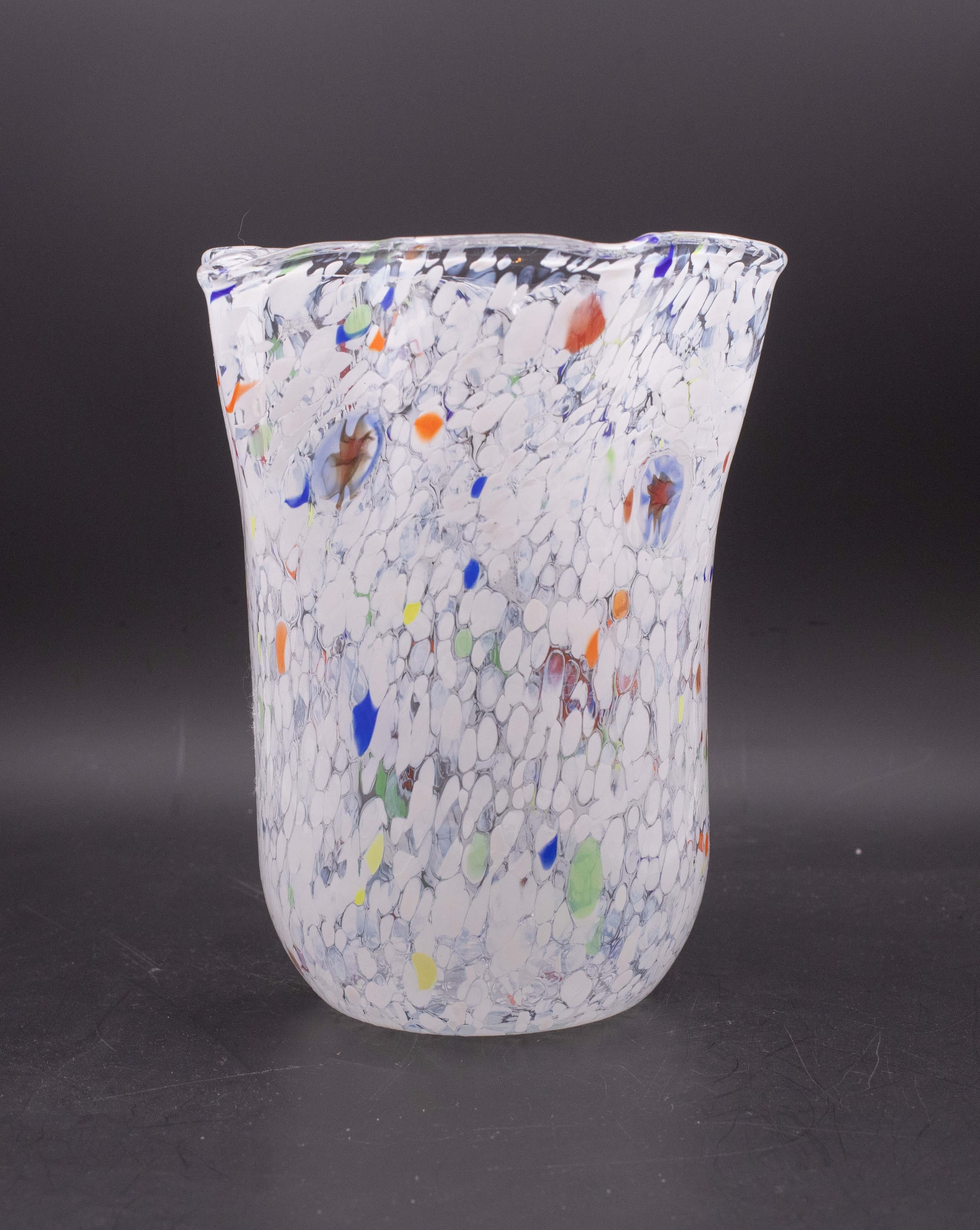 Vetro di Murano Vaso in vetro di Murano multicolore con Murano in vendita