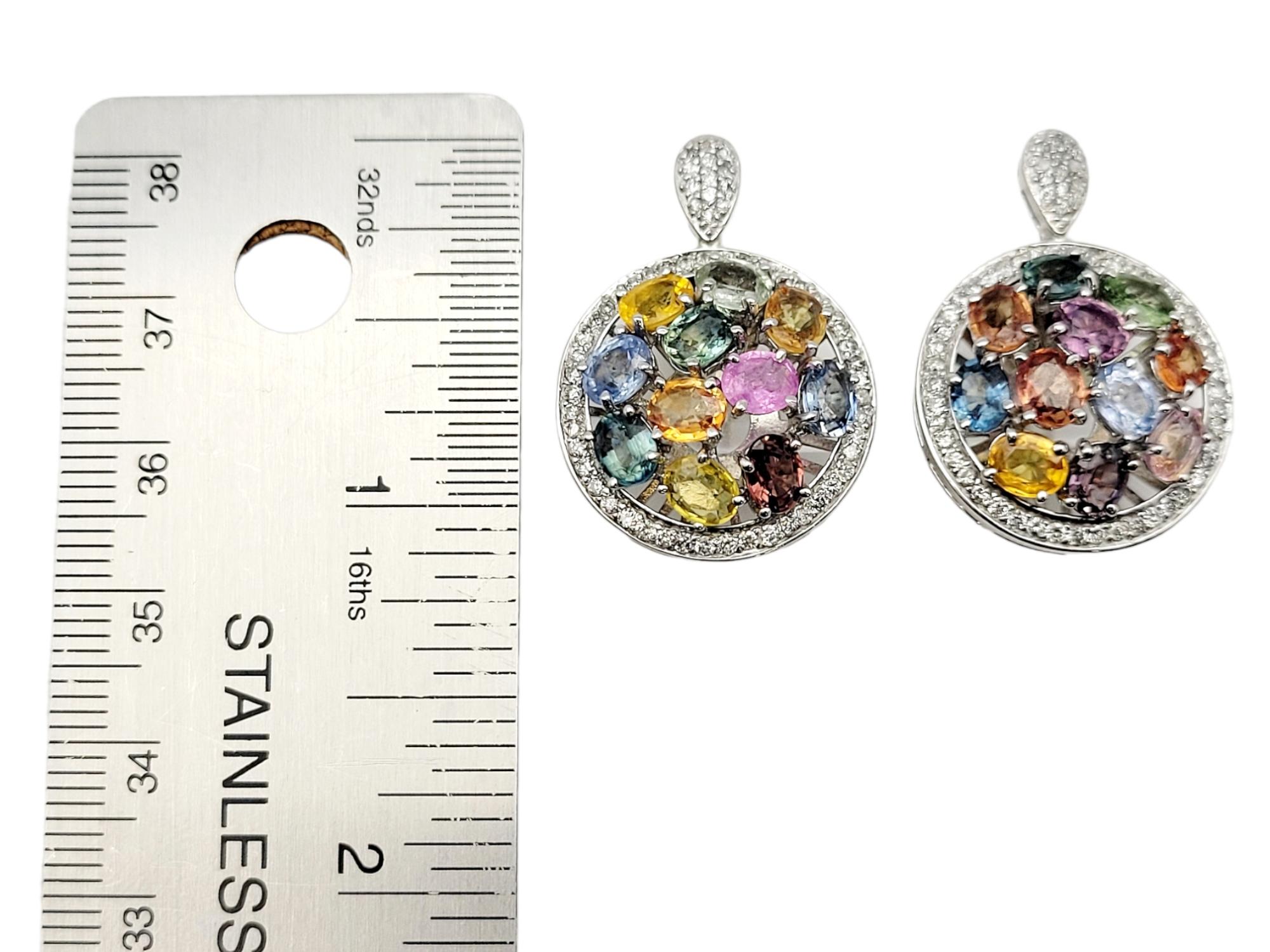 Clips d'oreilles en or blanc en forme de halo de saphirs naturels multicolores et de diamants en vente 8