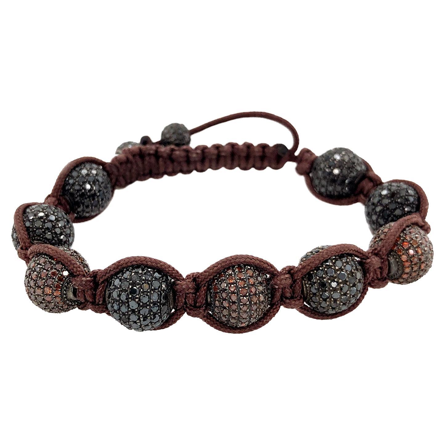 Makramee-Armband mit schwarzen und braunen Pave-Diamanten im Angebot
