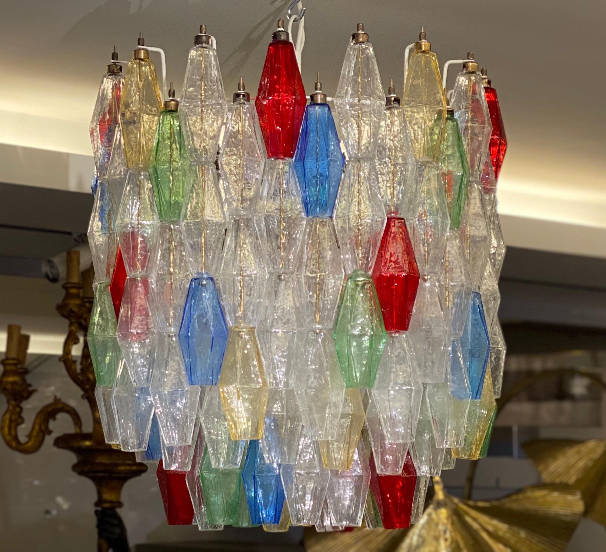 Fin du 20e siècle Lustre en verre de Murano multicolore Poliedri à la manière de Gio Ponti en vente