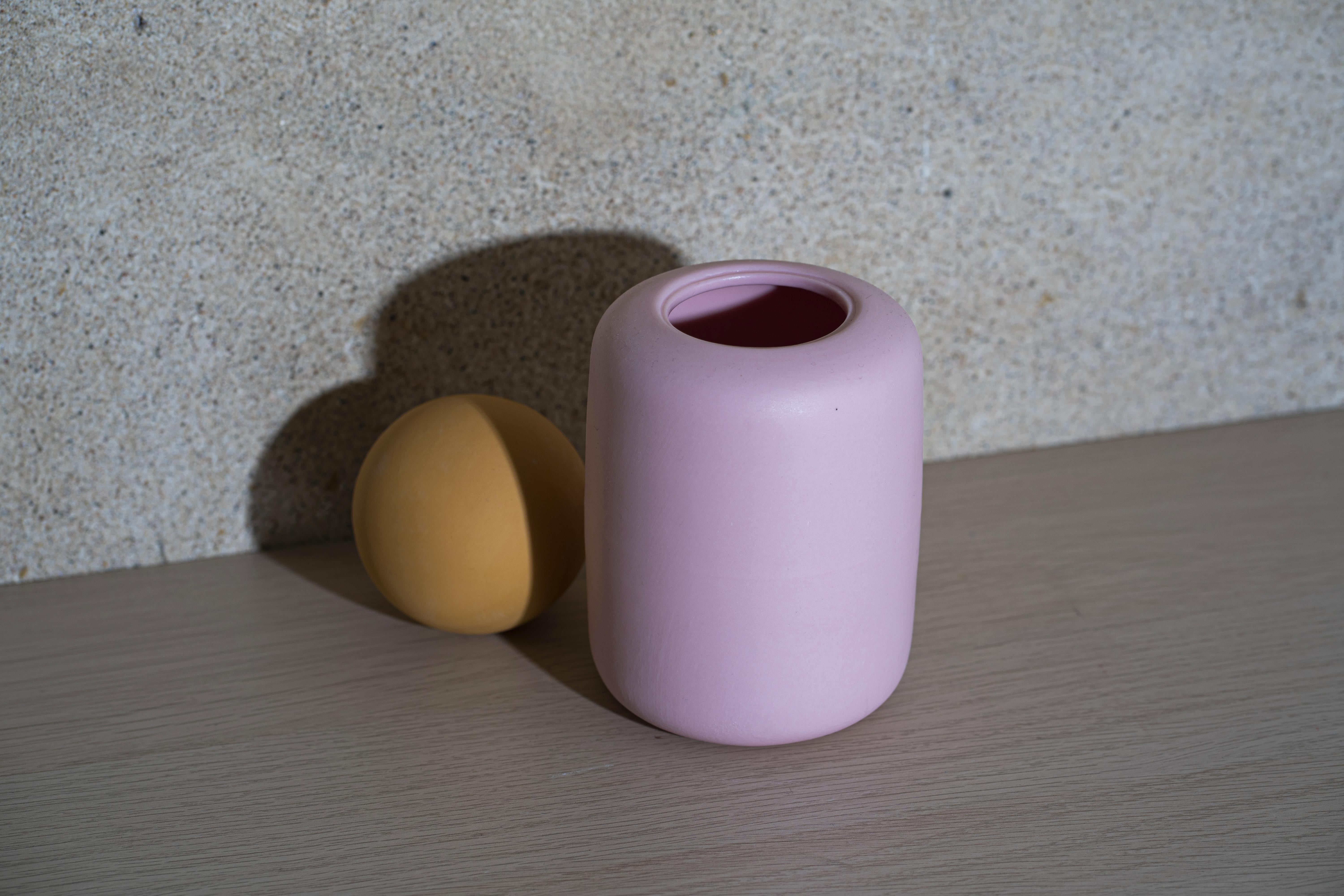 Scandinavian Modern Multi-Color Porcelain O-Jar with Lid For Sale