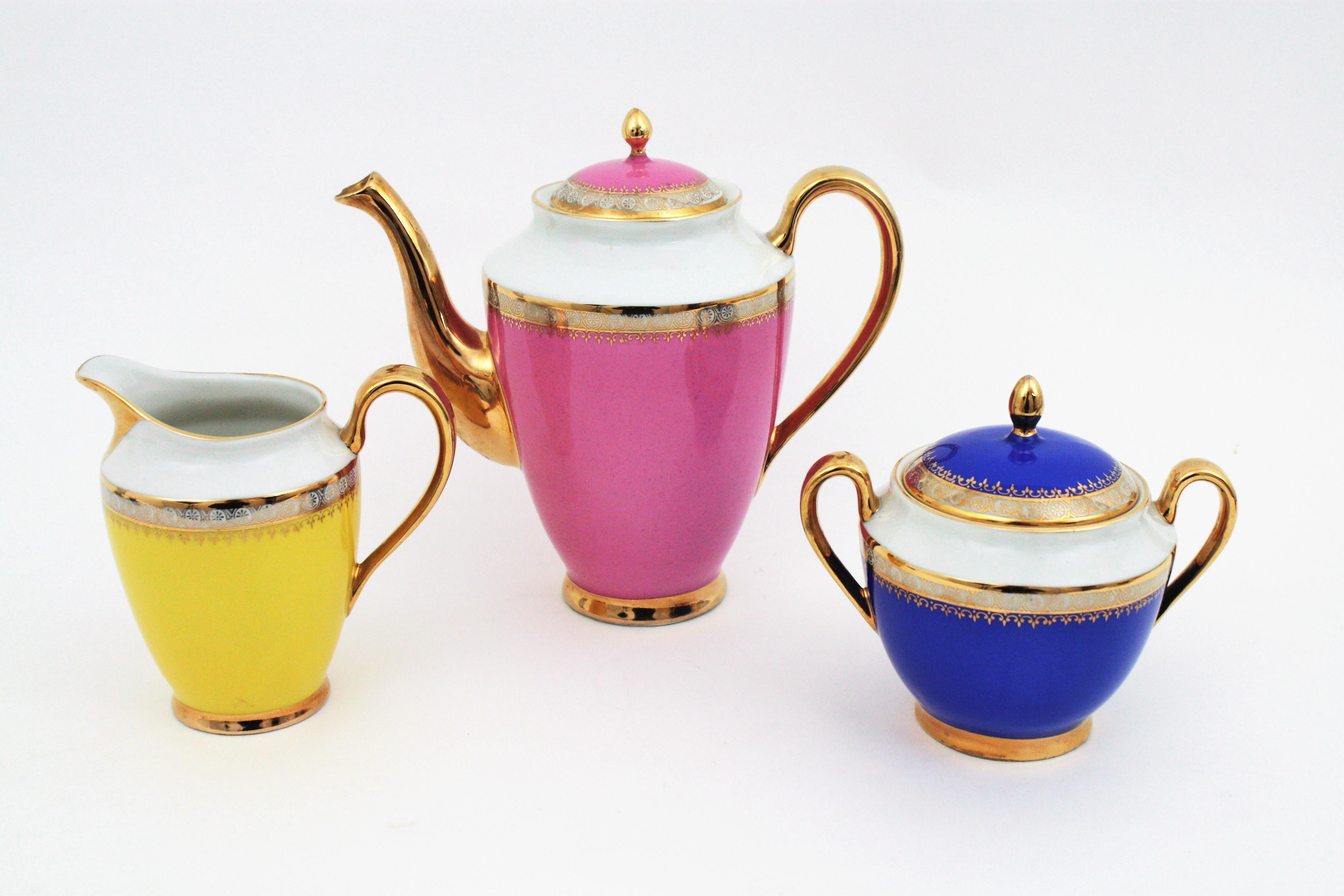 Mid-Century Modern Multicolor Rainbow Coffee or Tea Porcelain Set with Gold Rims, Spain. 1950s