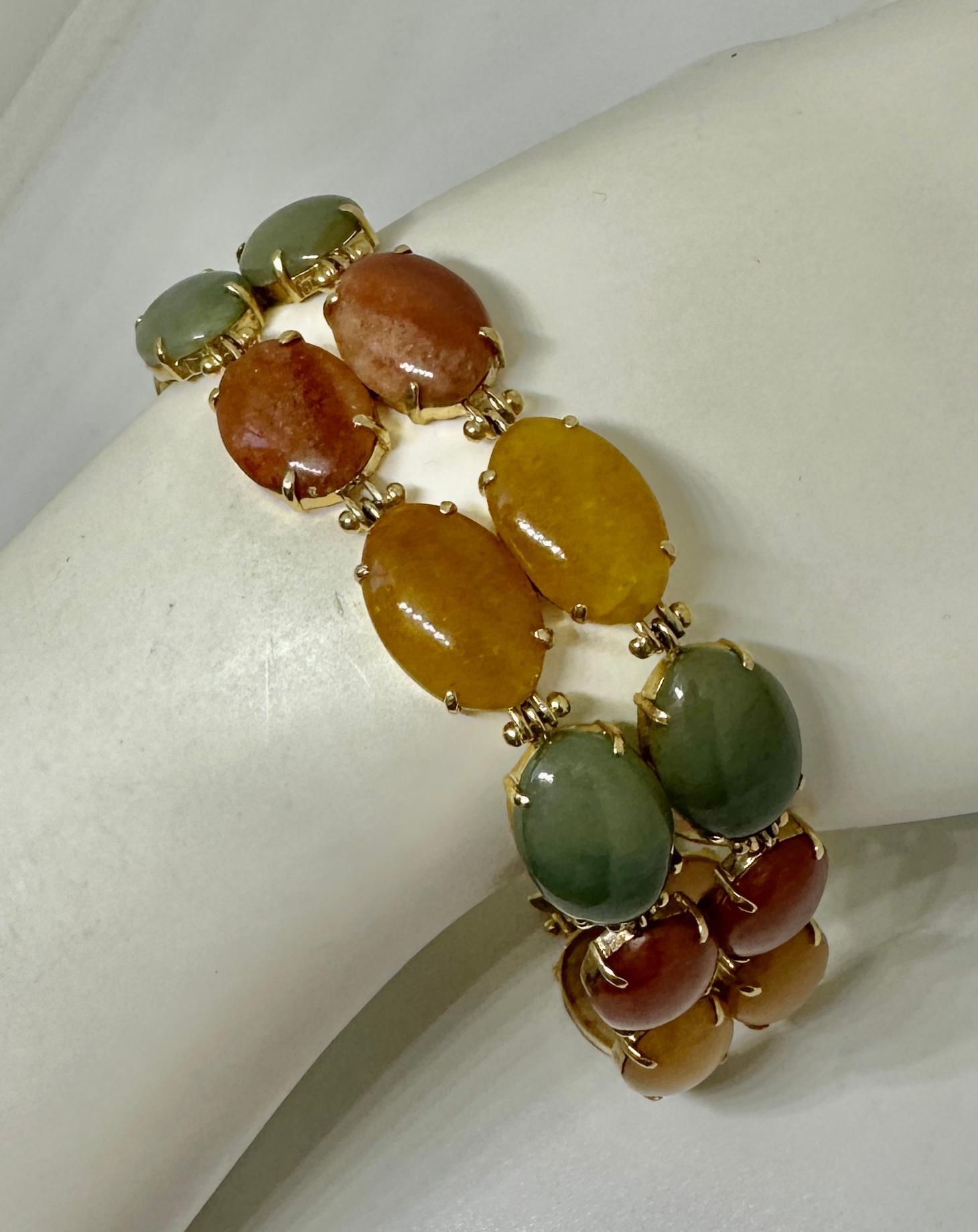 Multicolor Rainbow Jade Double Link Bracelet 14 Karat Yellow Gold Antique Retro For Sale 5