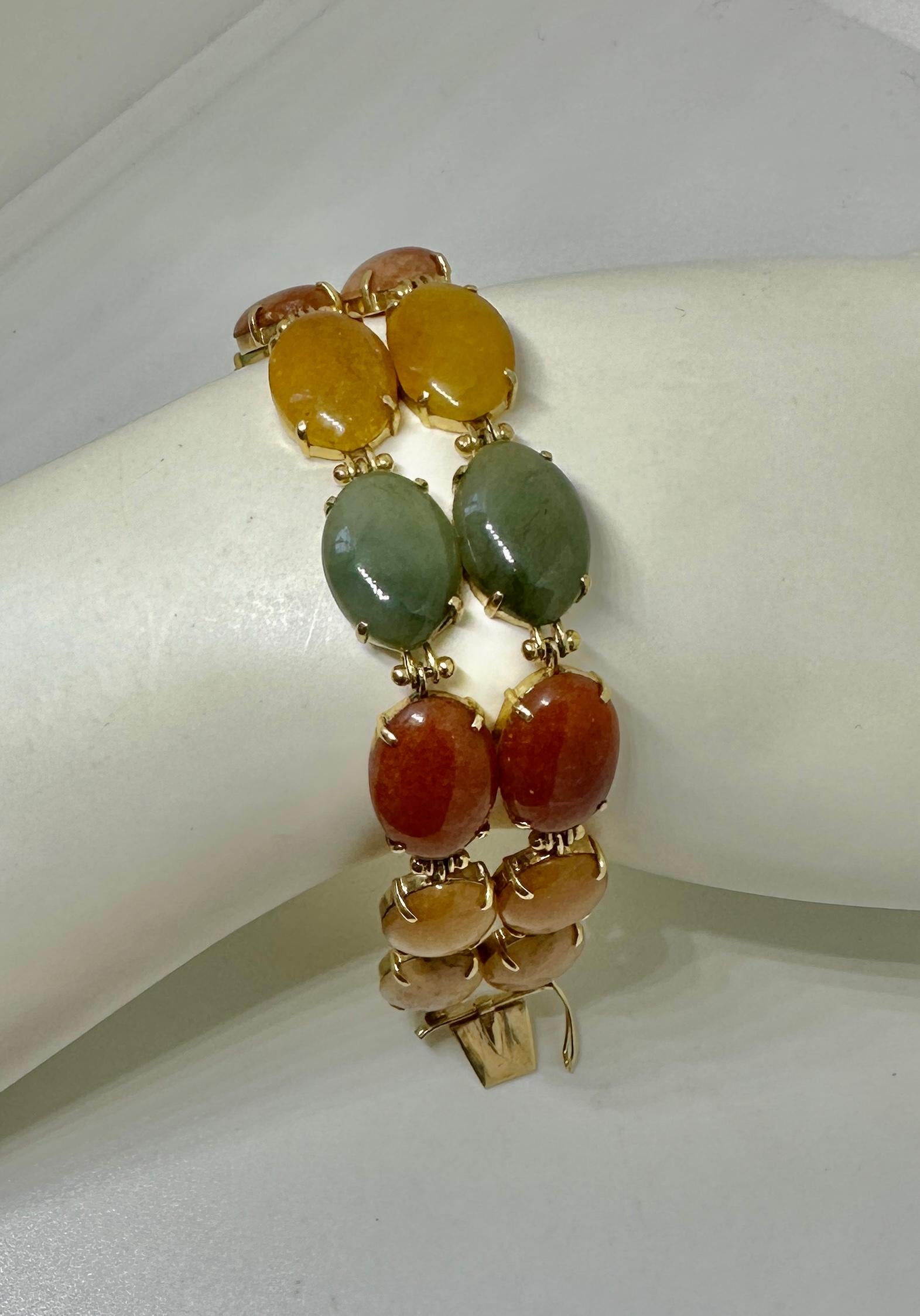 Multicolor Rainbow Jade Double Link Bracelet 14 Karat Yellow Gold Antique Retro For Sale 6
