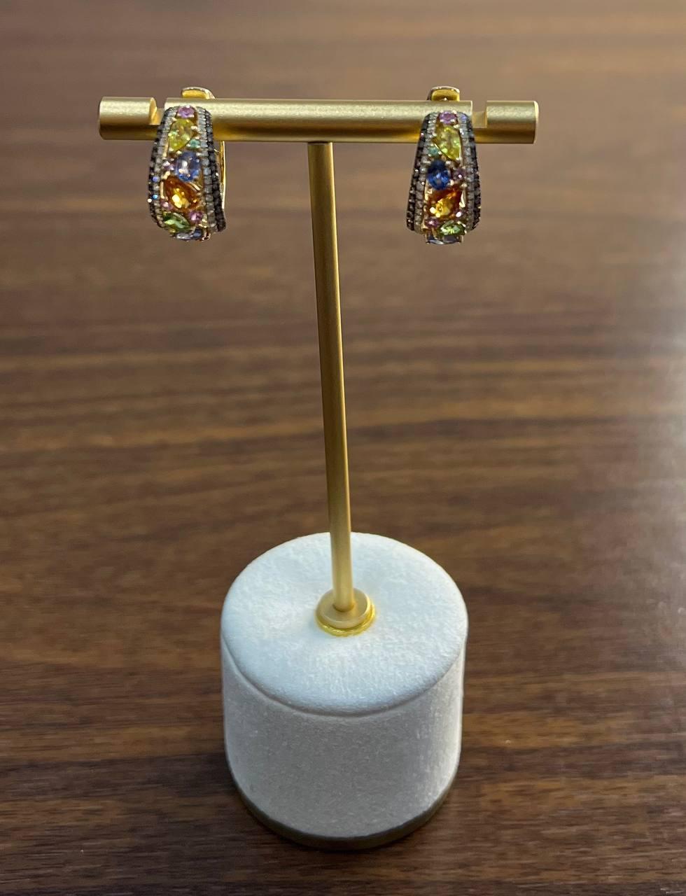 Women's Multicolor Rainbow Sapphires Diamonds Cluster Pave 14K Yellow Gold Earrings For Sale