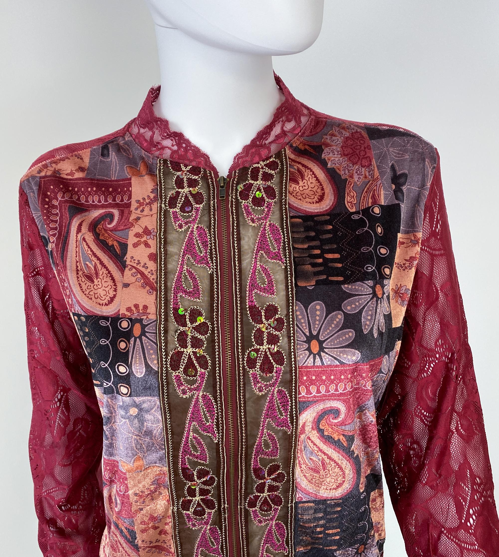 Multicolor Red Print Zipped Cardigan Sweater with Velvet and Sheer Lace Size XL For Sale 1