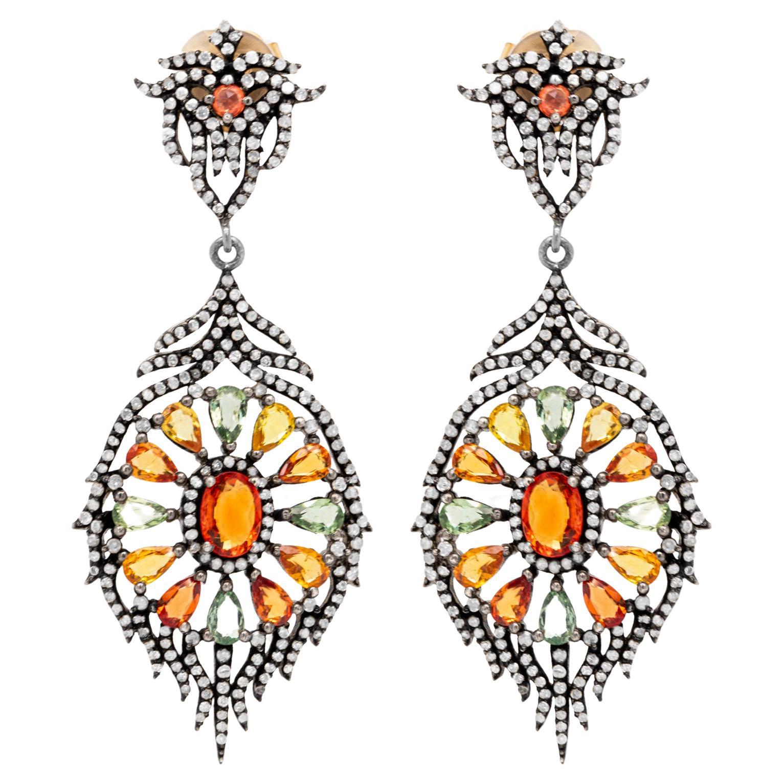 Boucles d'oreilles en argent avec saphirs multicolores de 8 carats au total et diamants