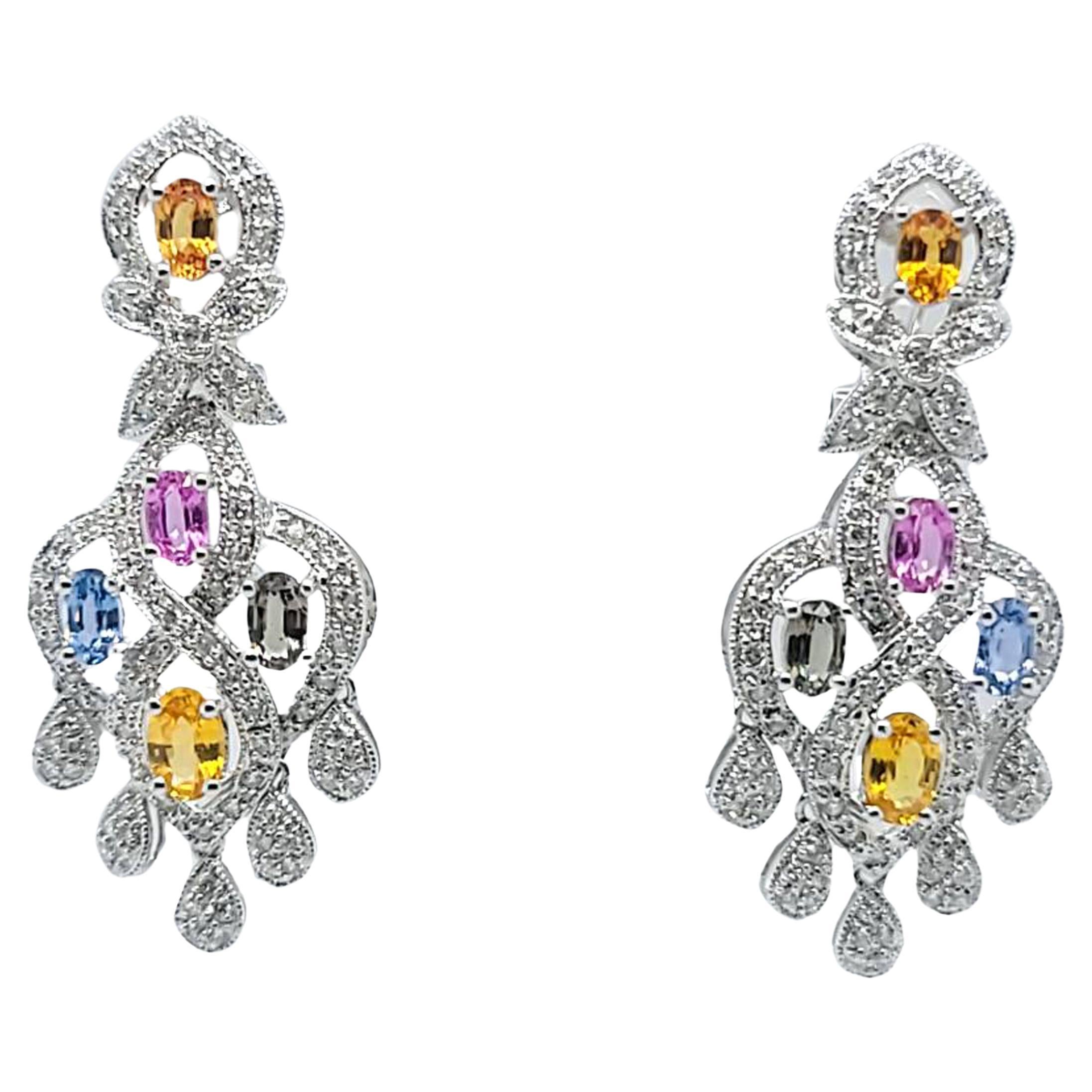 Boucles d'oreilles chandelier saphir multicolore et diamant en vente