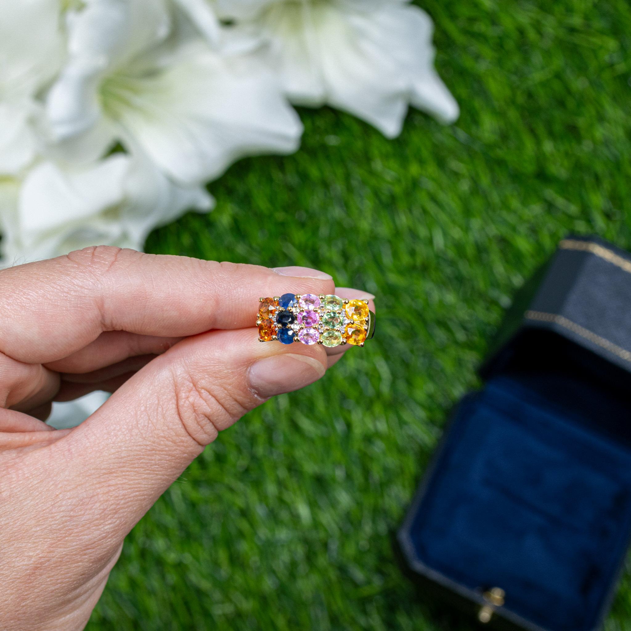 Taglio ovale Anello con zaffiro multicolore a grappolo Topazio 3,26 Carati Argento placcato oro giallo 14K in vendita