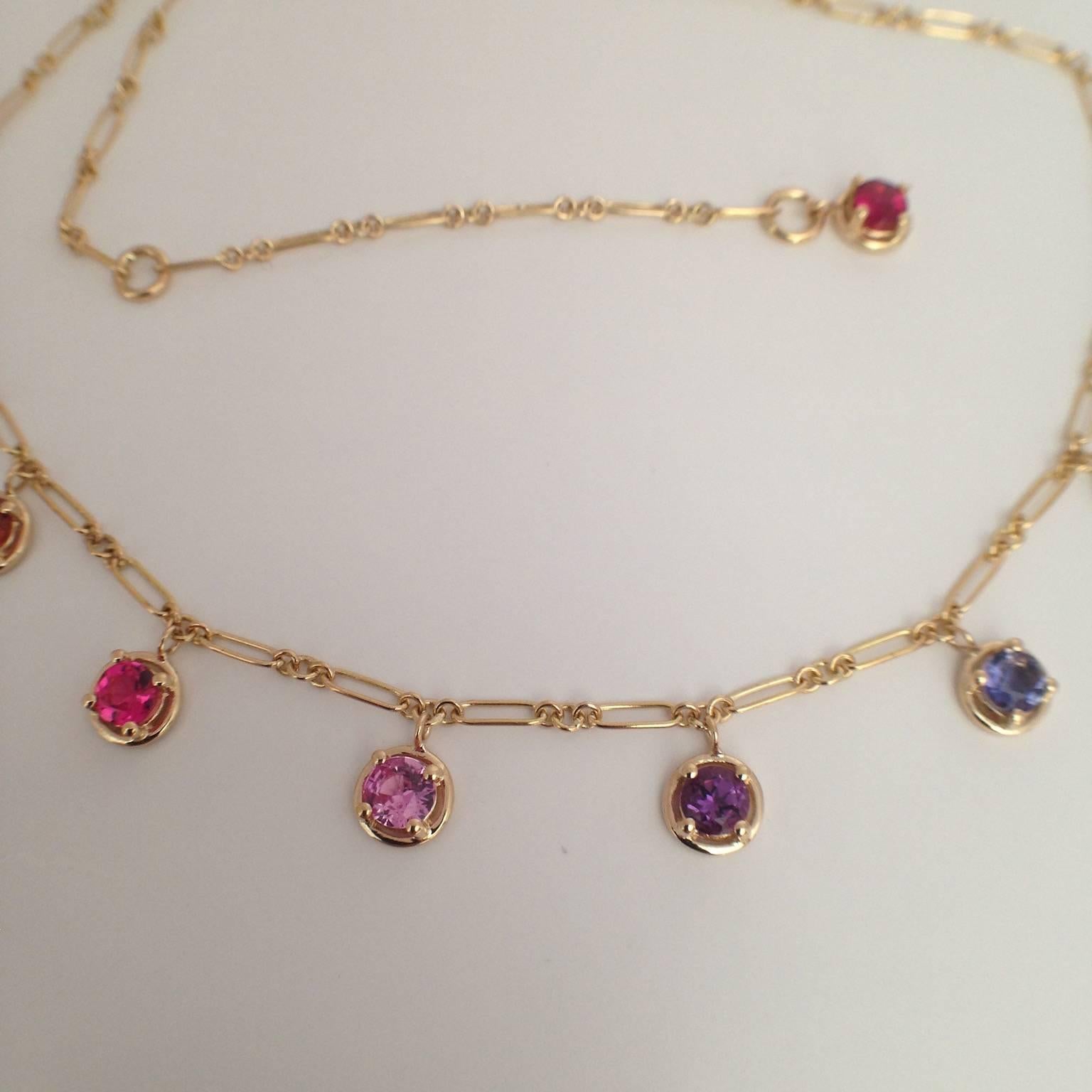 Multicolor Sapphire Gemstone Handmade Necklace 18K Gold In New Condition In Bussolengo, Verona