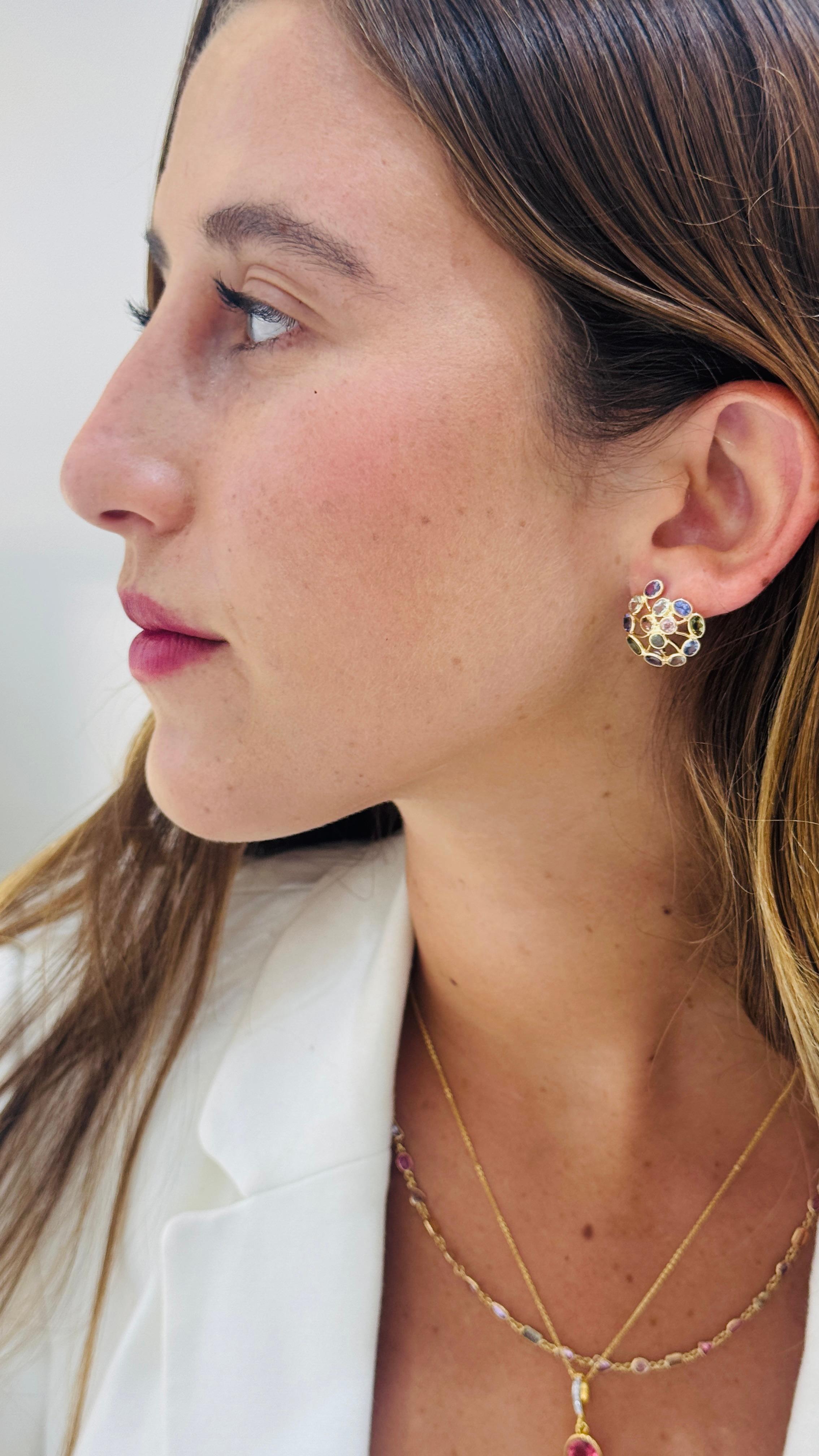 Mehrfarbiger Stein-Ohrring in Mischform aus 18 Karat Gelbgold im Zustand „Neu“ im Angebot in Coral Gables, FL