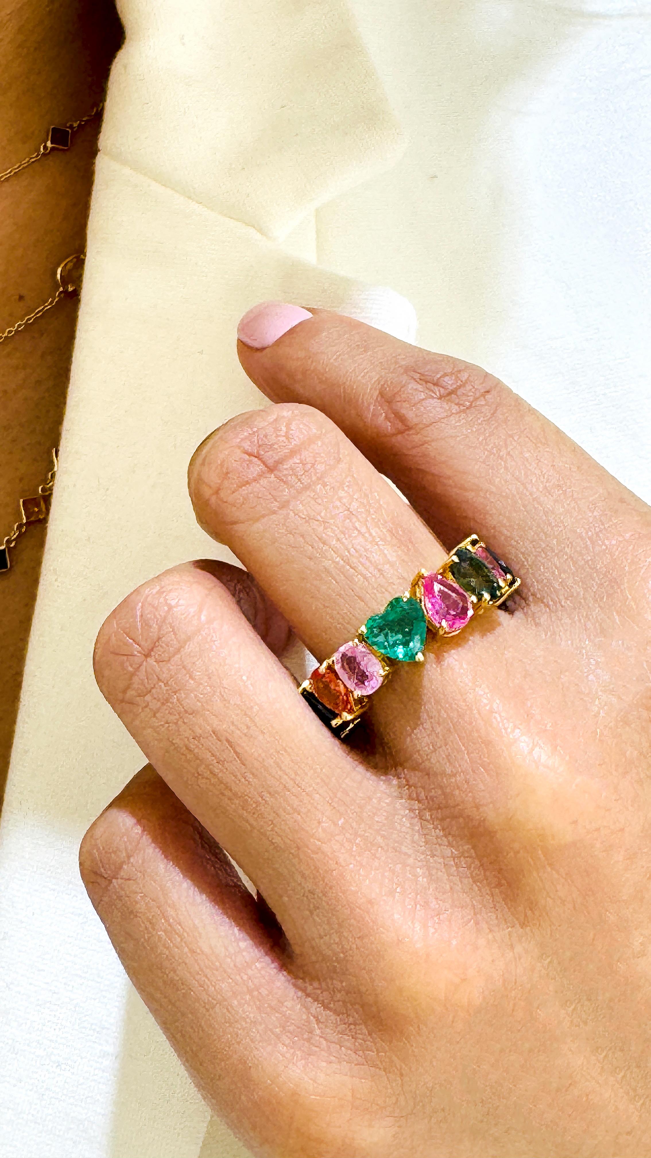 Taille mixte Bague de forme mixte en or jaune 18 carats avec pierres multicolores en vente
