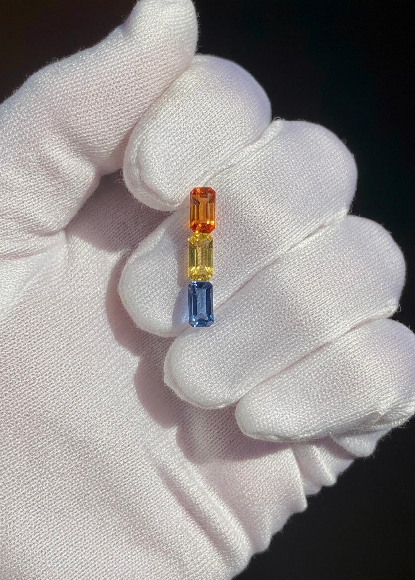 Mehrfarbiger Ceylon-Saphir mit drei Steinen, 3,17 Karat im Angebot 1