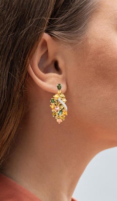 Mehrfarbige Turmalin-Ohrringe mit Diamanten aus 18 Karat Gelbgold und versilbertem Silber