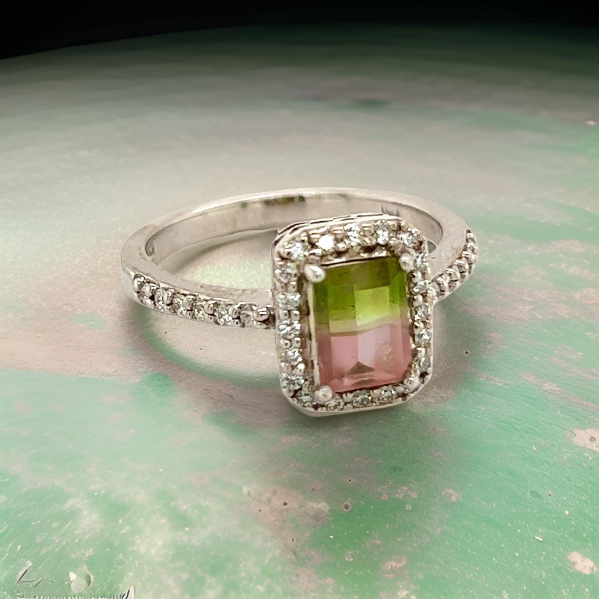 Multicolor Tourmaline Diamond Ring 14k Gold 1.15 TCW Certified In New Condition For Sale In Brooklyn, NY