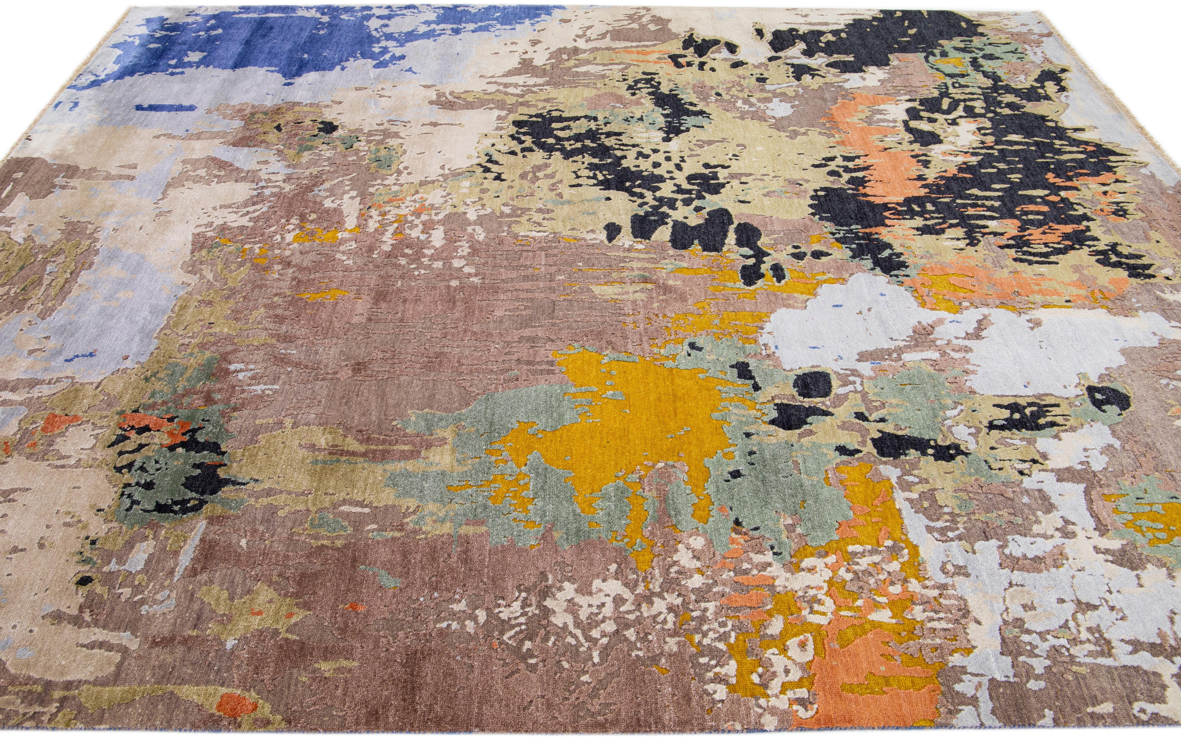 Hand-Knotted Multicolor Wool and Silk Modern Handmade Rug with Abstract Design For Sale