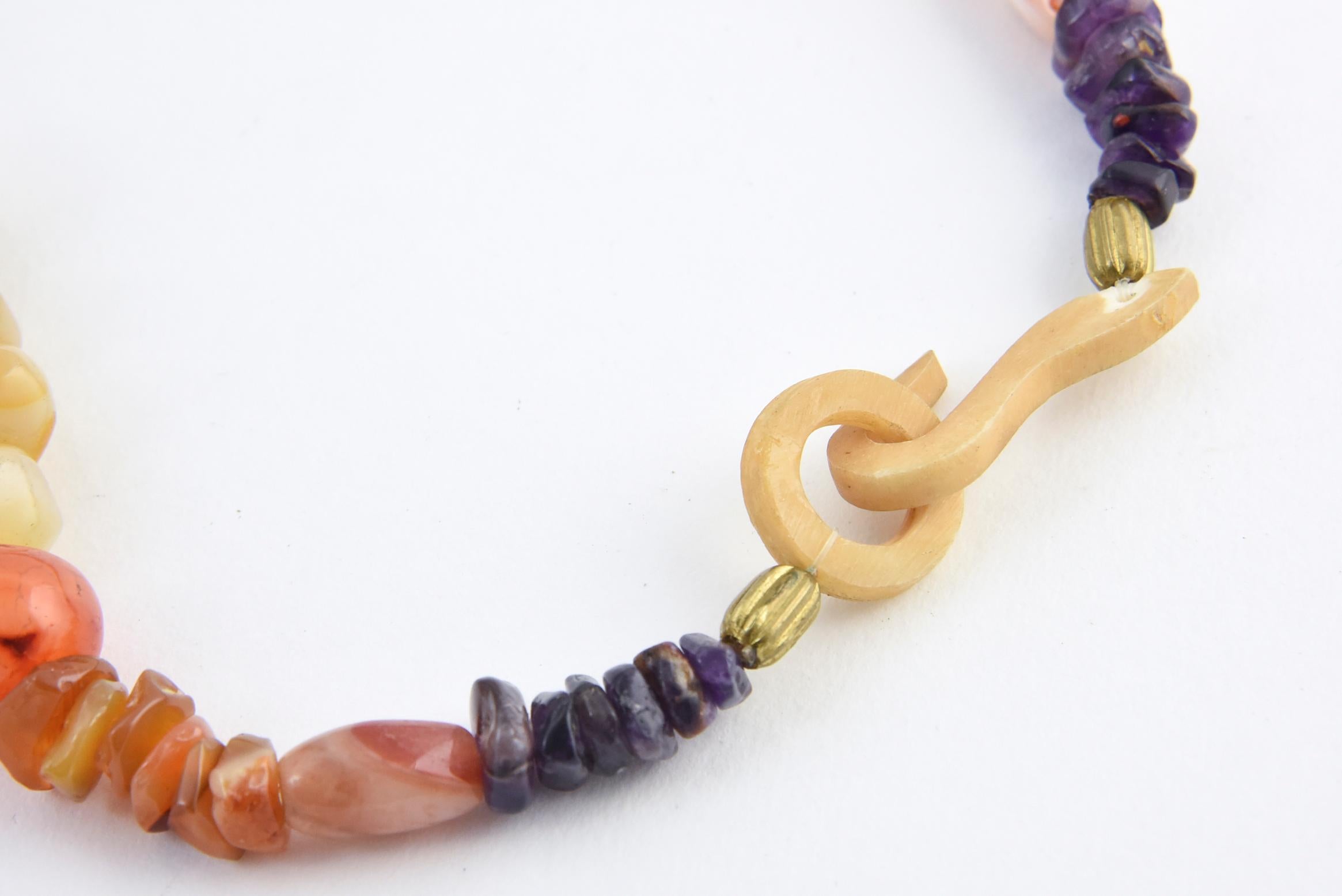 Women's or Men's Multicolored Agate and Amethyst Bead Necklace For Sale