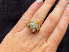 Mehrfarbiger Diamant-Cluster-Ring aus 18 Karat Gelbgold