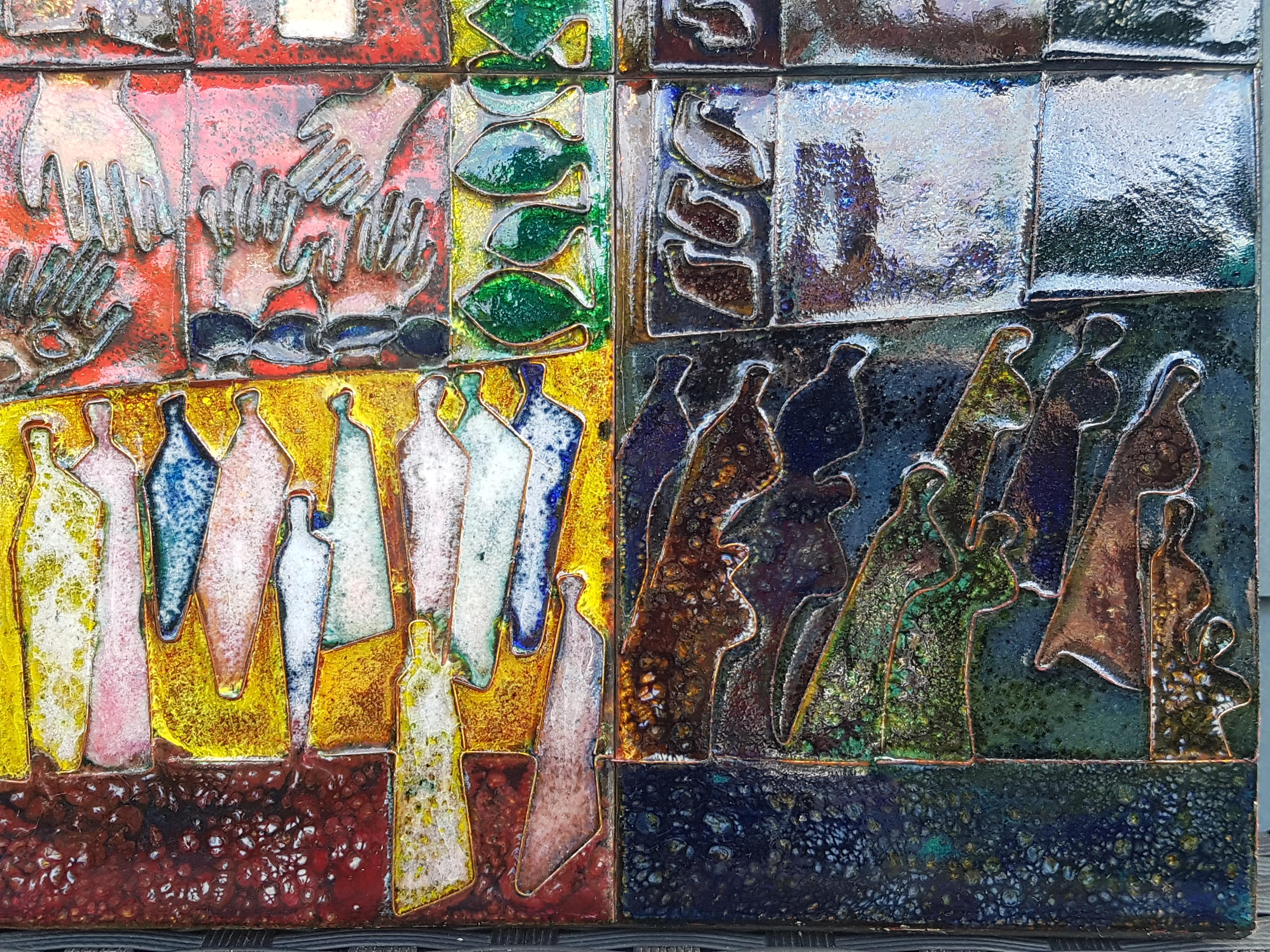 Mehrfarbig emailliertes Kupfer auf Holzdekorationsplatte, 1960er Jahre (Mitte des 20. Jahrhunderts) im Angebot