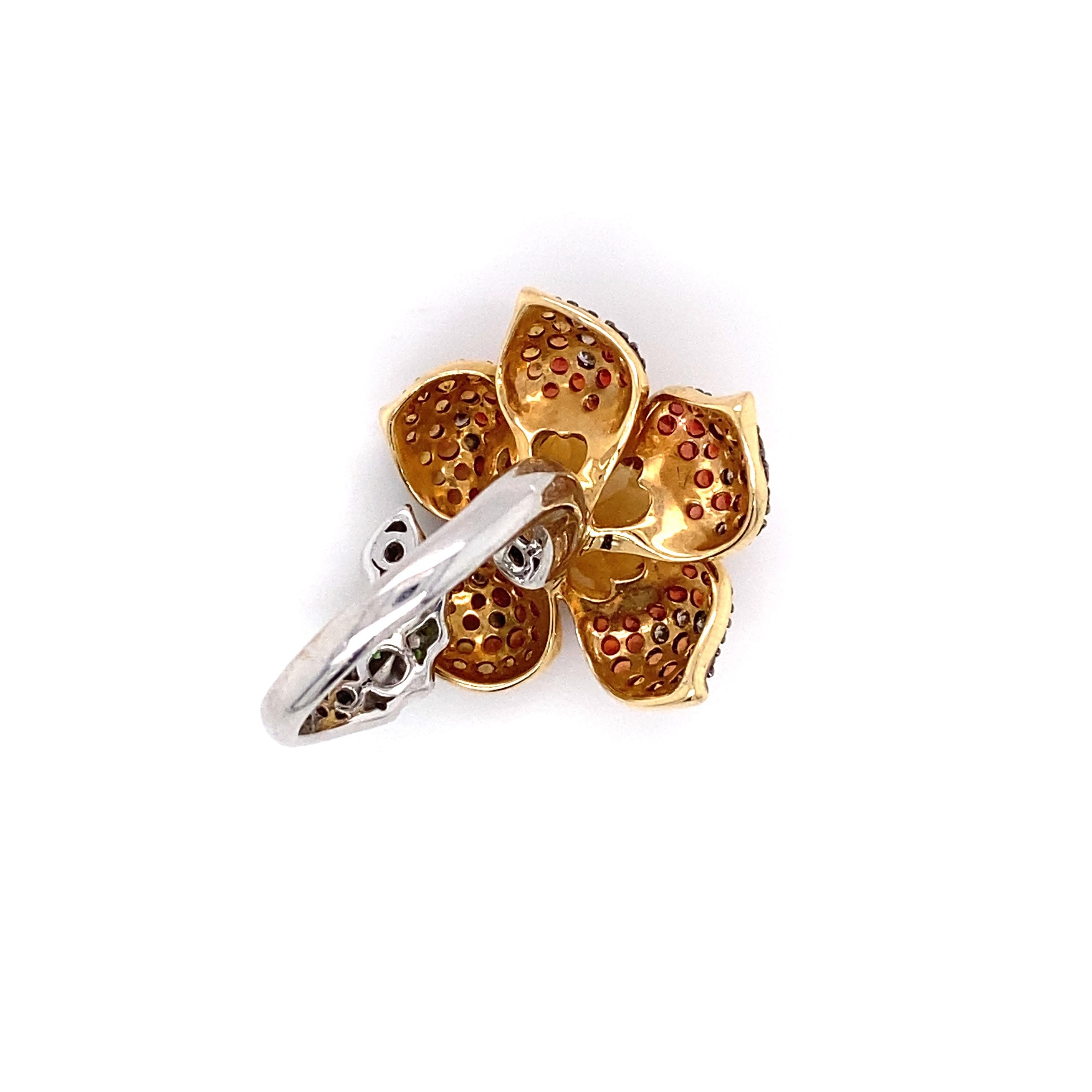 Multicolored Garnet, Citrine, and Diamond Flower Ring in 14 Karat Gold In Excellent Condition For Sale In Atlanta, GA