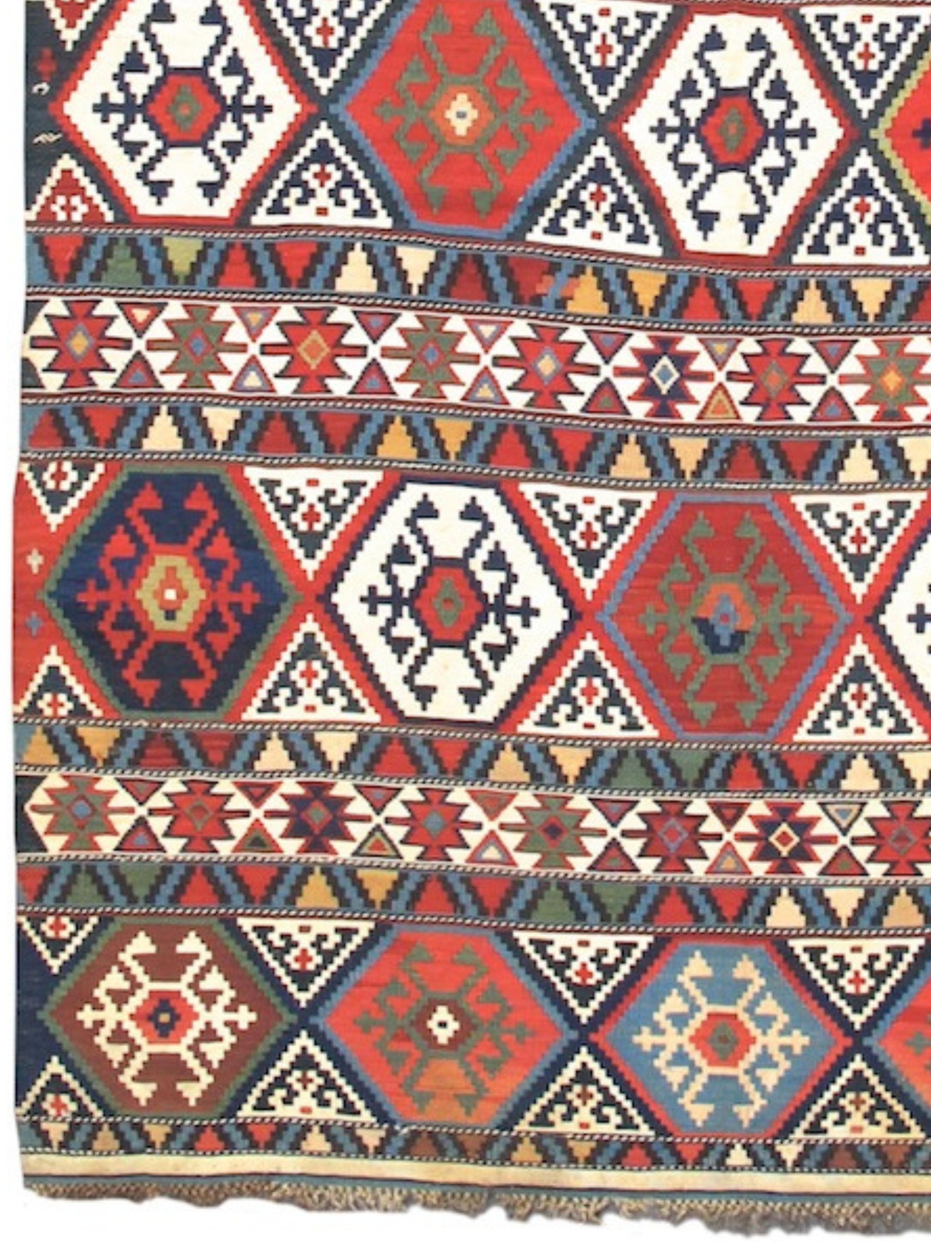 Kilim geométrico multicolor de Shirvan, finales del siglo XIX en Excelente estado para la venta en San Francisco, CA